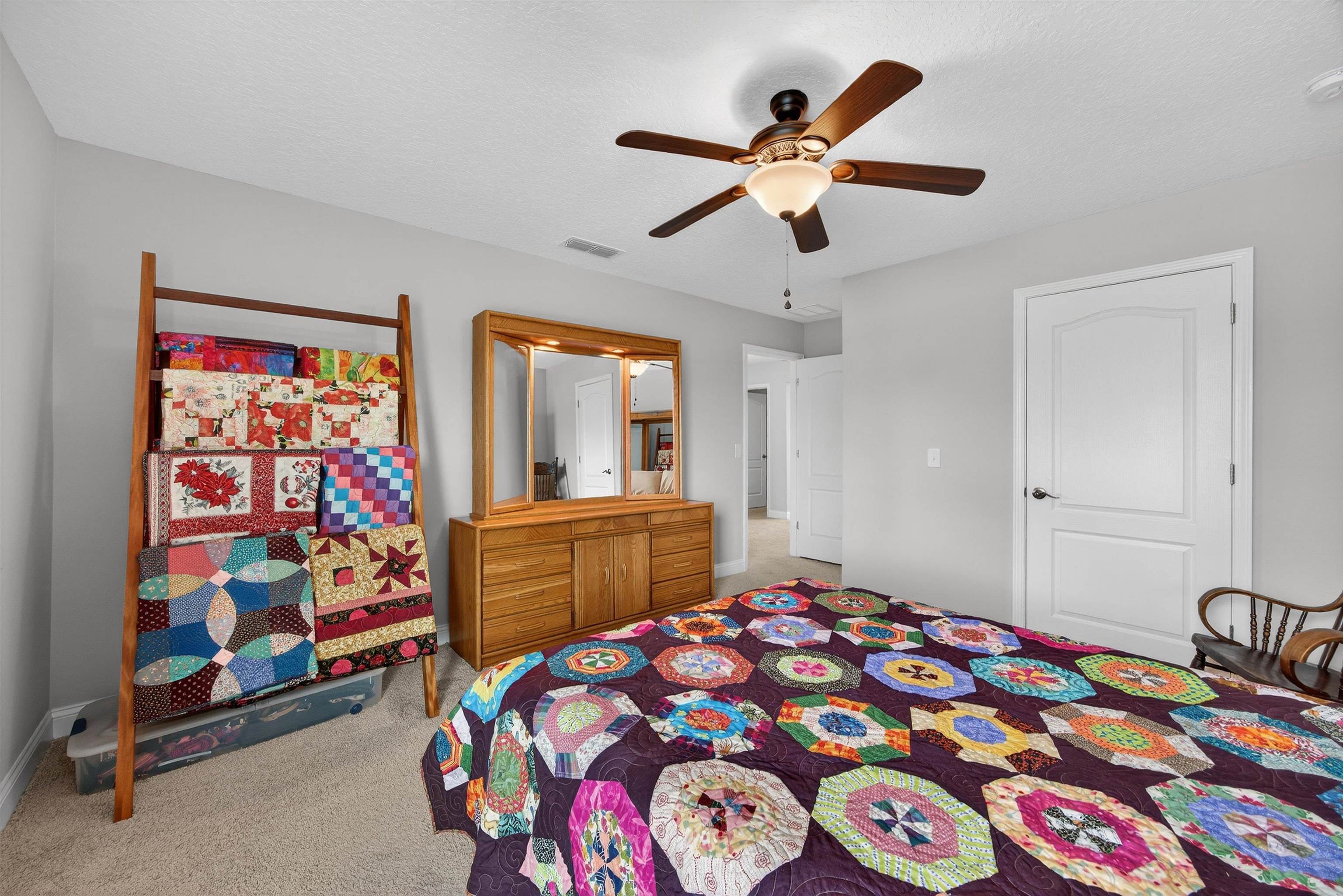 Image 16 of 37 For 50 Sierras Loop