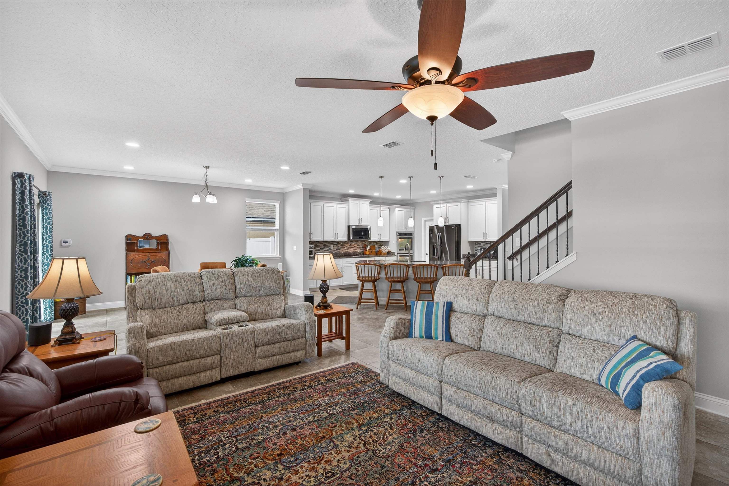 Image 7 of 37 For 50 Sierras Loop