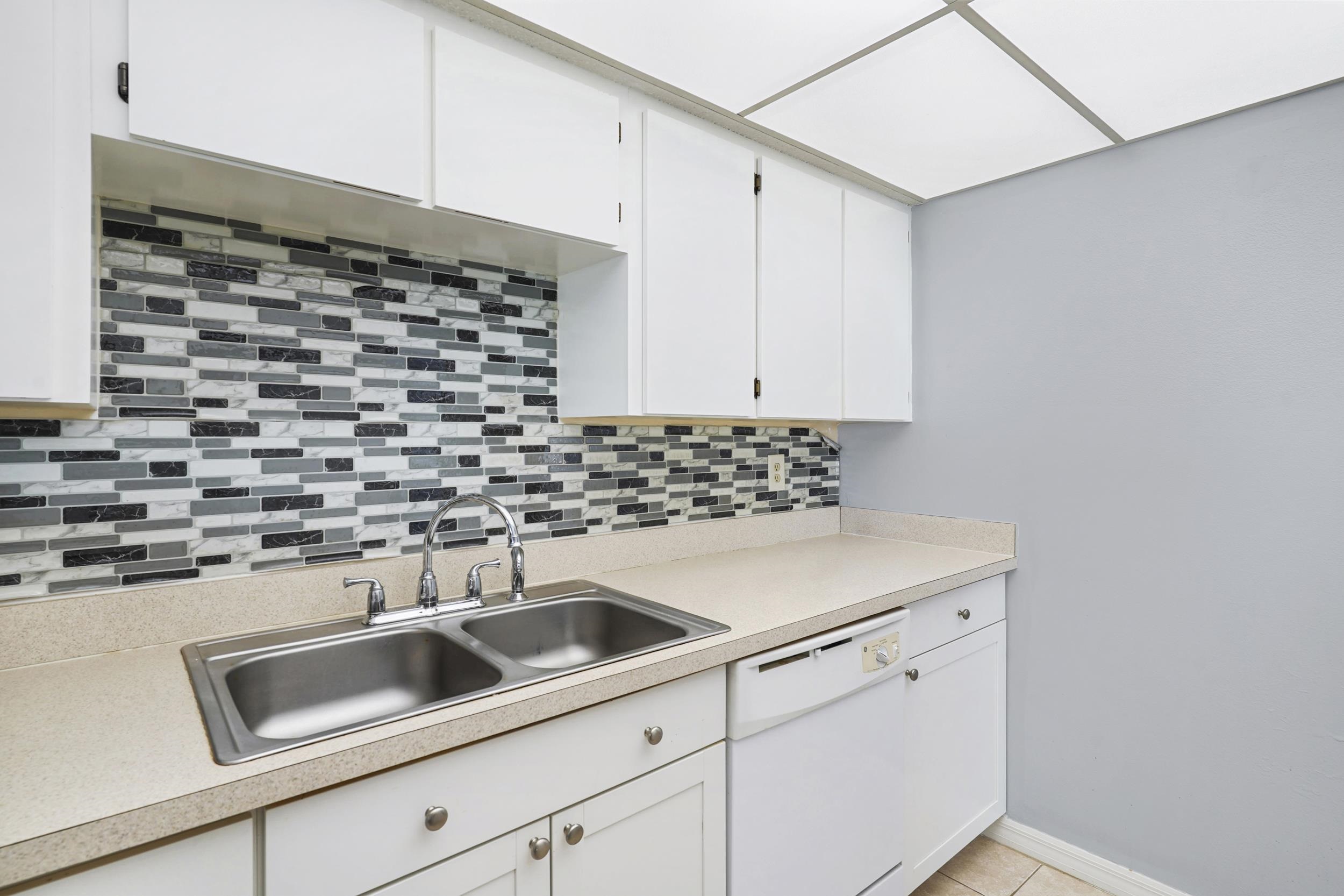 Image 12 of 29 For 127 Rio Del Mar #c  C