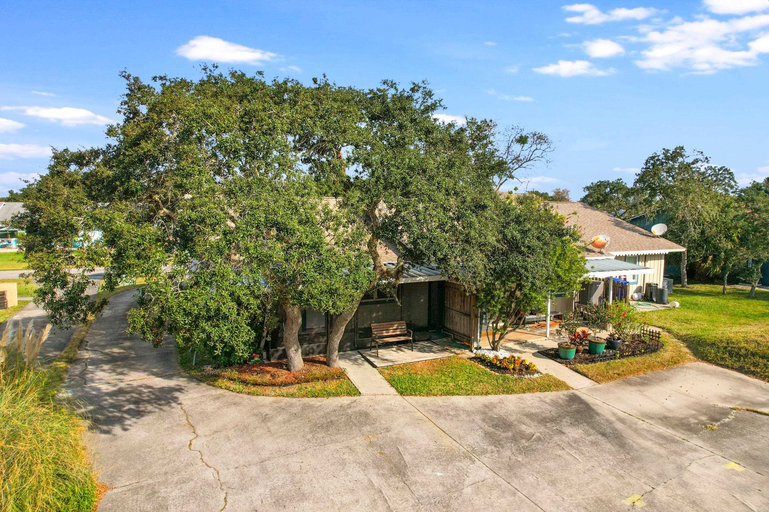 Image 28 of 29 For 127 Rio Del Mar #c  C