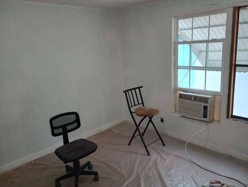 Image 4 of 24 For 4010 Melanie St