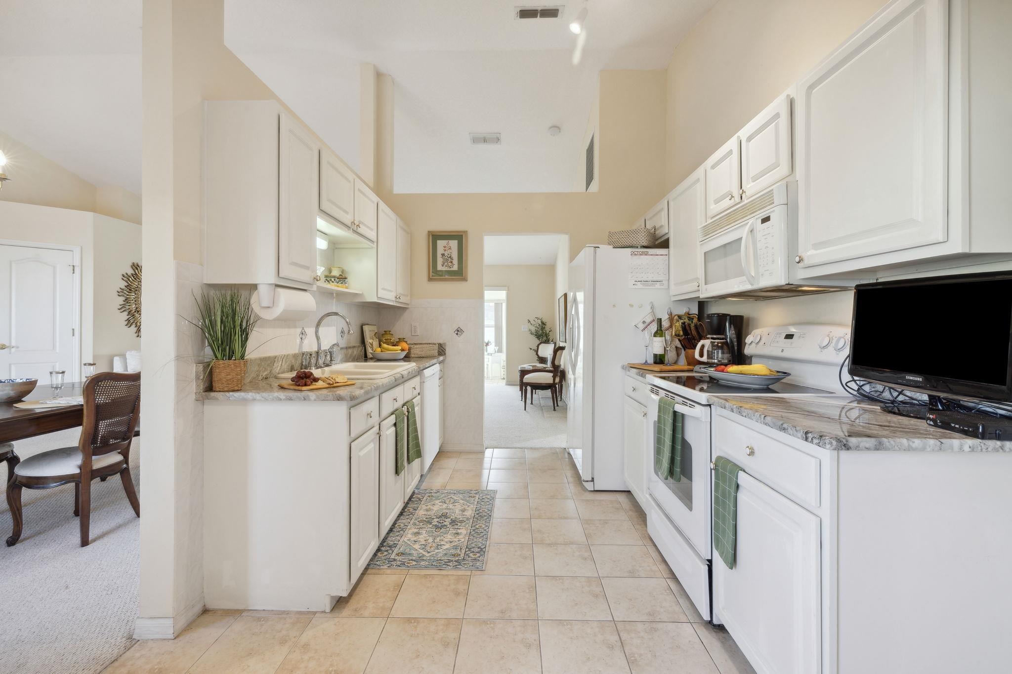 Image 10 of 55 For 508 Peninsula Ct