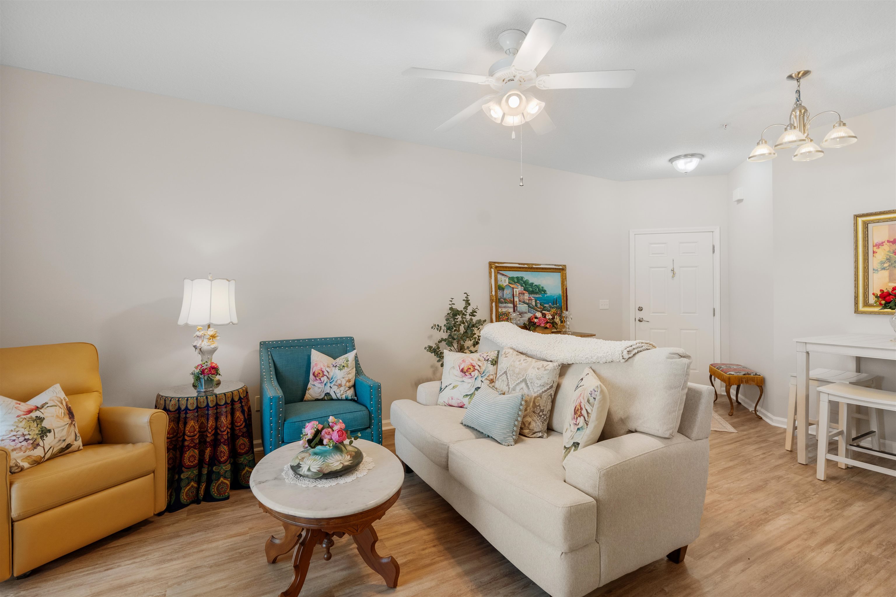 Image 5 of 28 For 2251 Golden Lake Loop