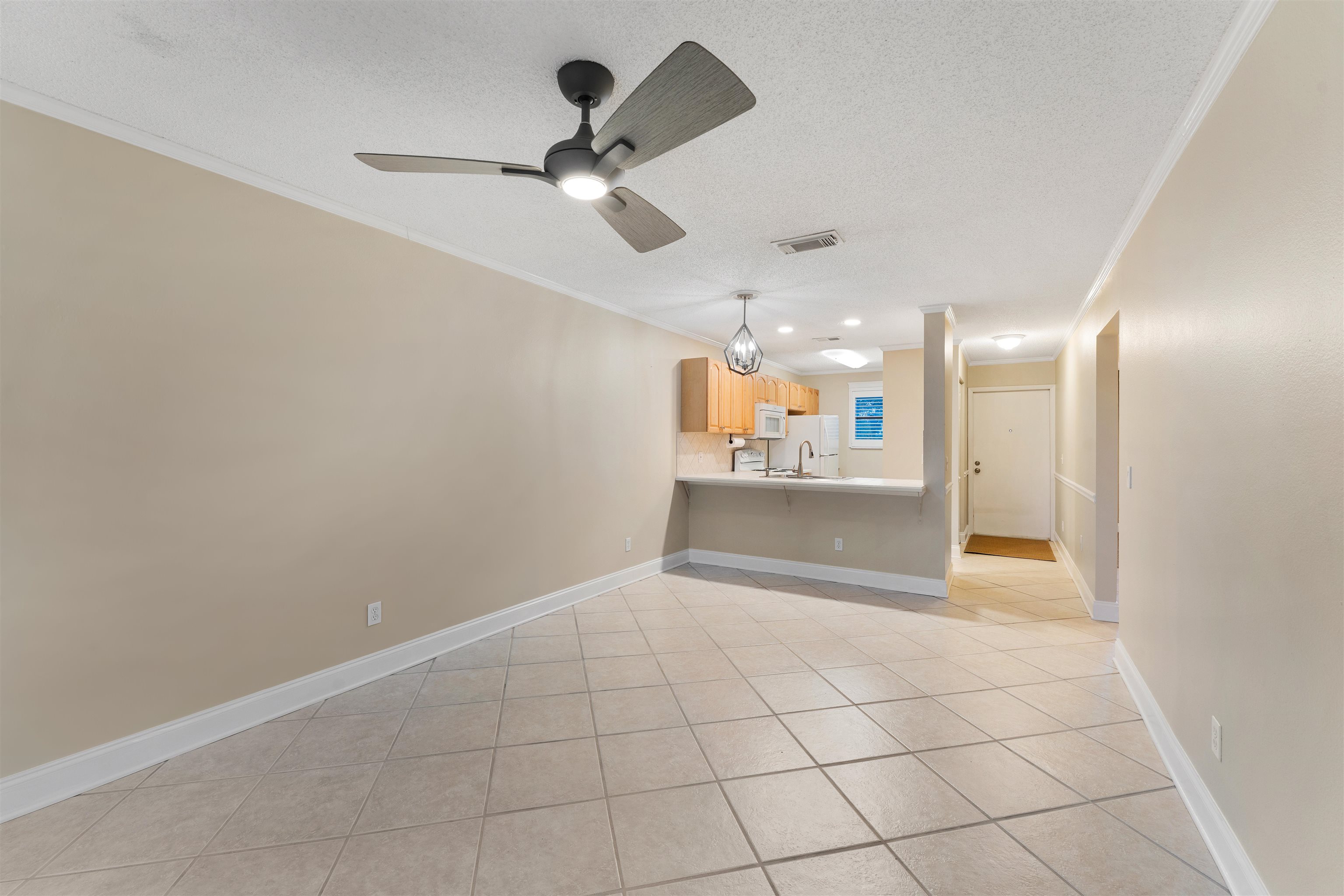 Image 11 of 30 For 650 Pope Rd #233 W 233