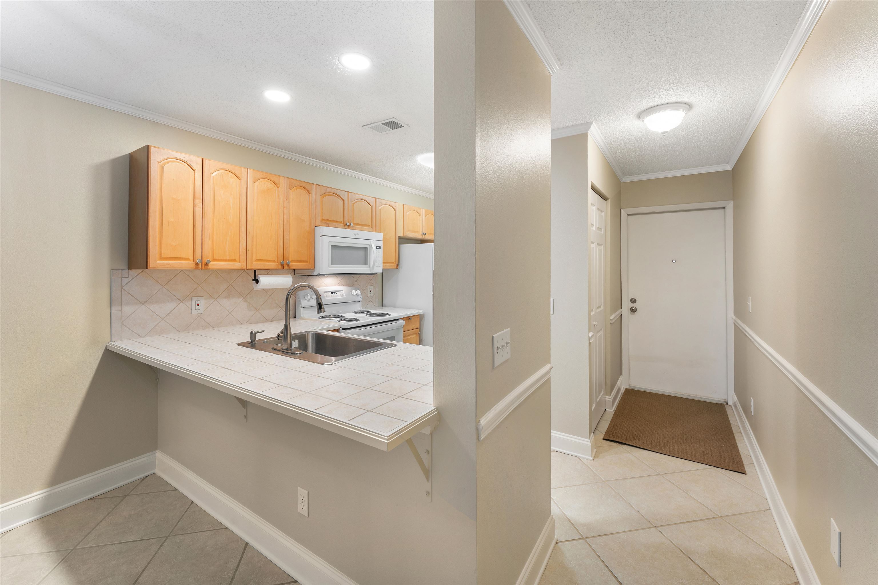 Image 12 of 30 For 650 Pope Rd #233 W 233