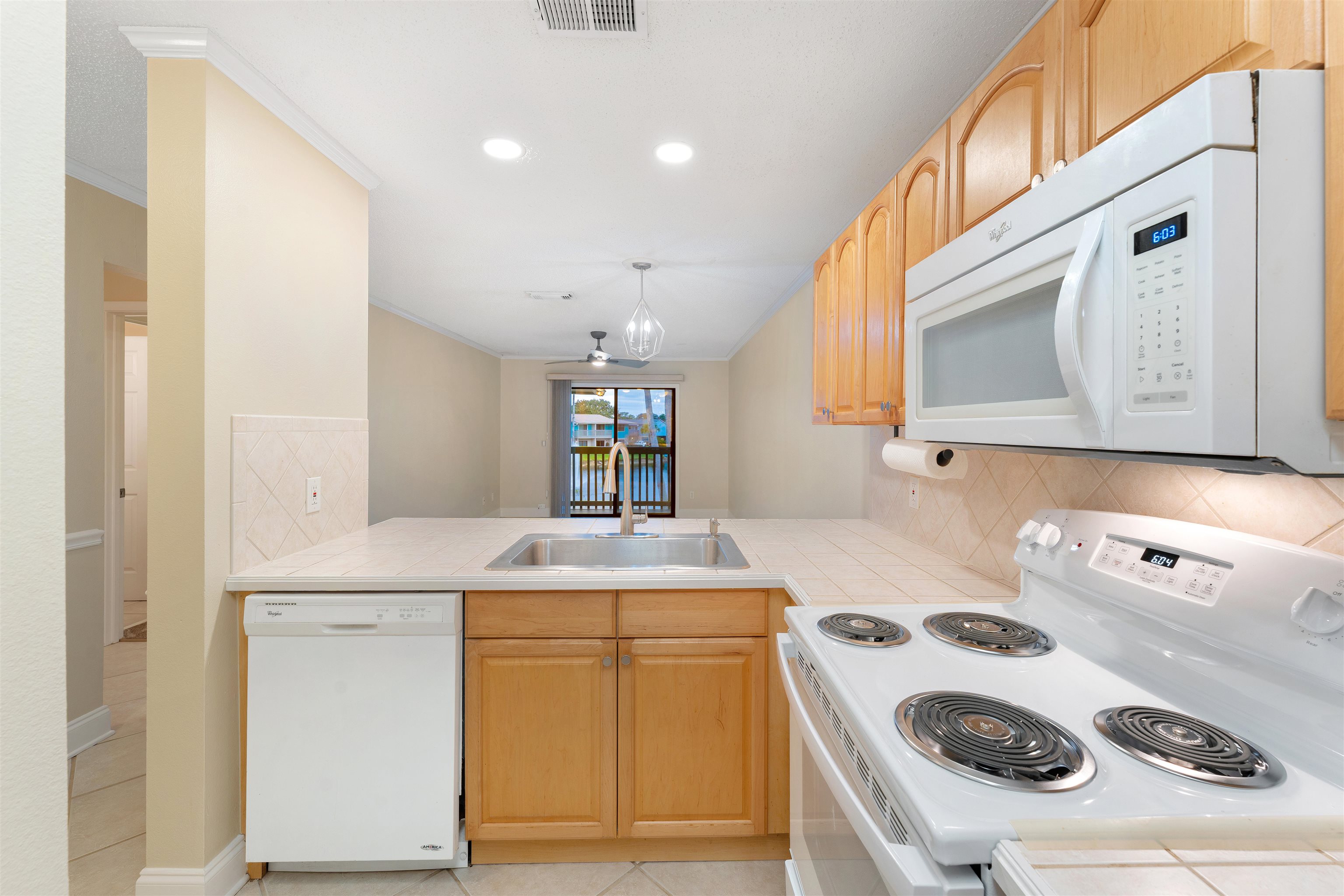 Image 14 of 30 For 650 Pope Rd #233 W 233