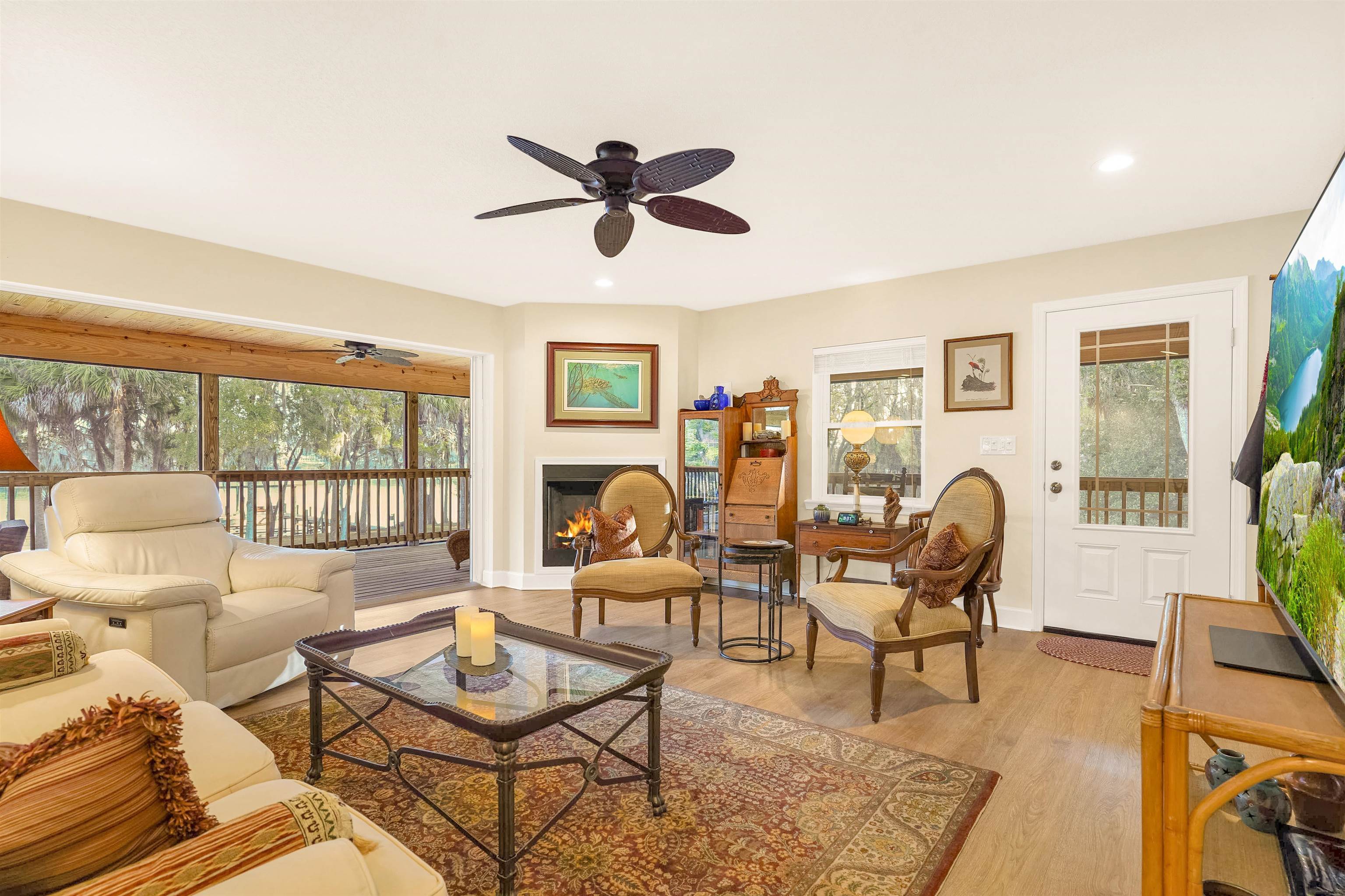 Image 24 of 64 For 122 Drayton Island Rd