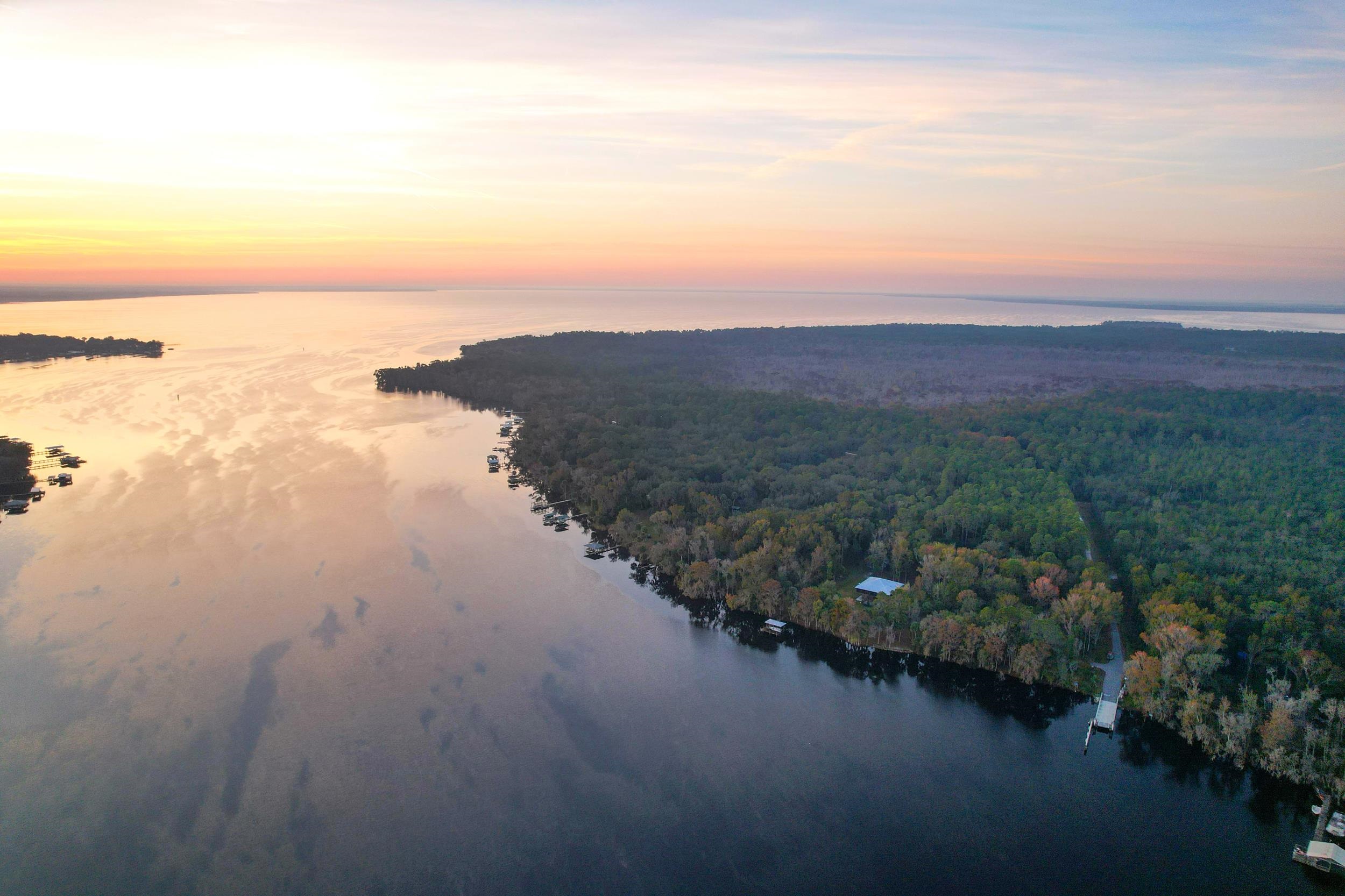 Image 53 of 64 For 122 Drayton Island Rd