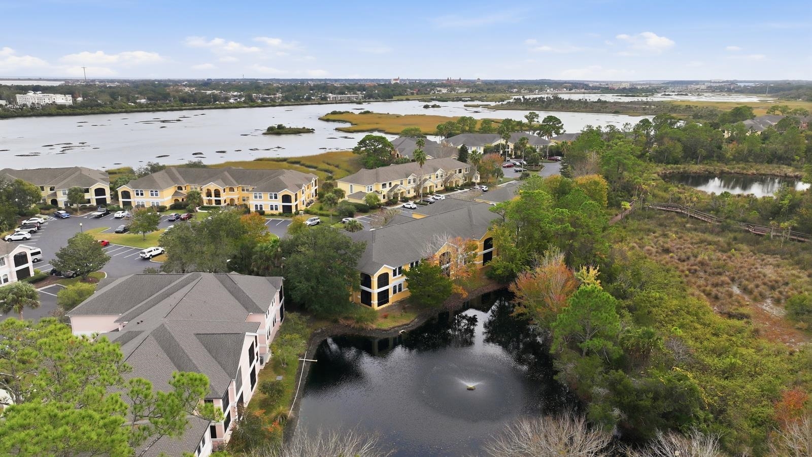 Image 10 of 48 For 1810 Vista Cove Rd