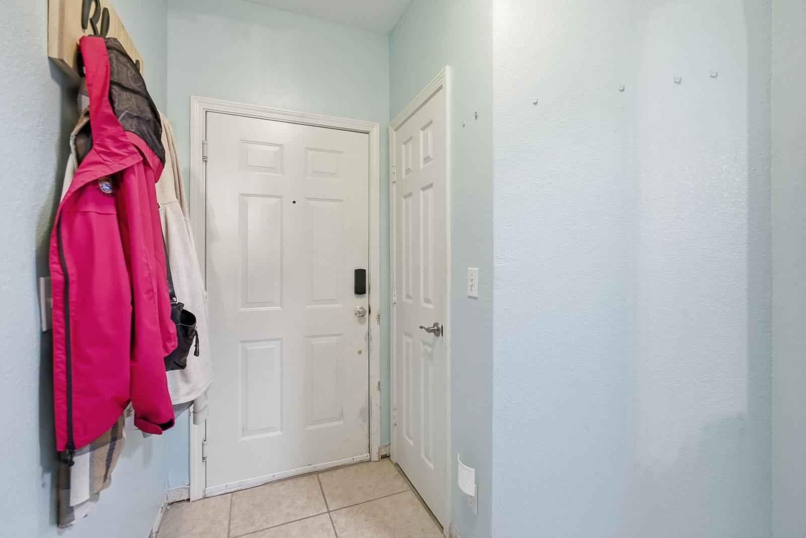 Image 23 of 48 For 1810 Vista Cove Rd