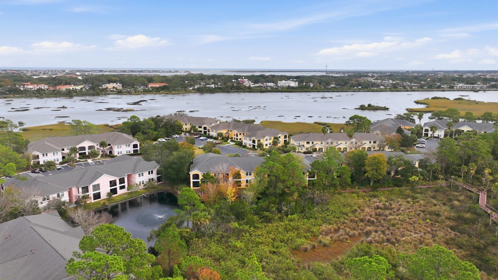 Image 9 of 48 For 1810 Vista Cove Rd