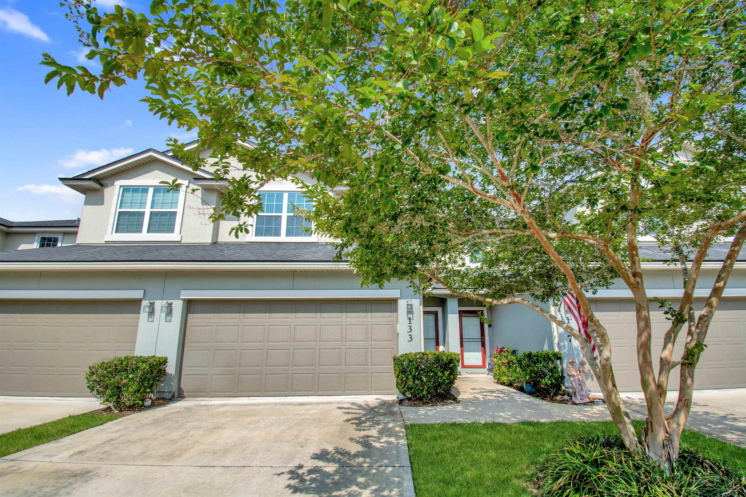 Image 16 of 31 For 136 Amistad Dr