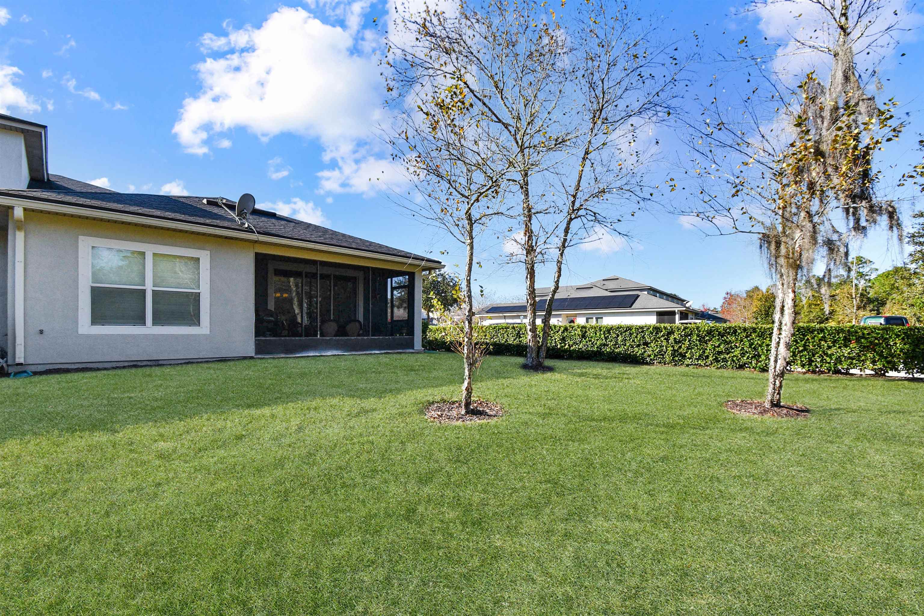 Image 22 of 31 For 136 Amistad Dr