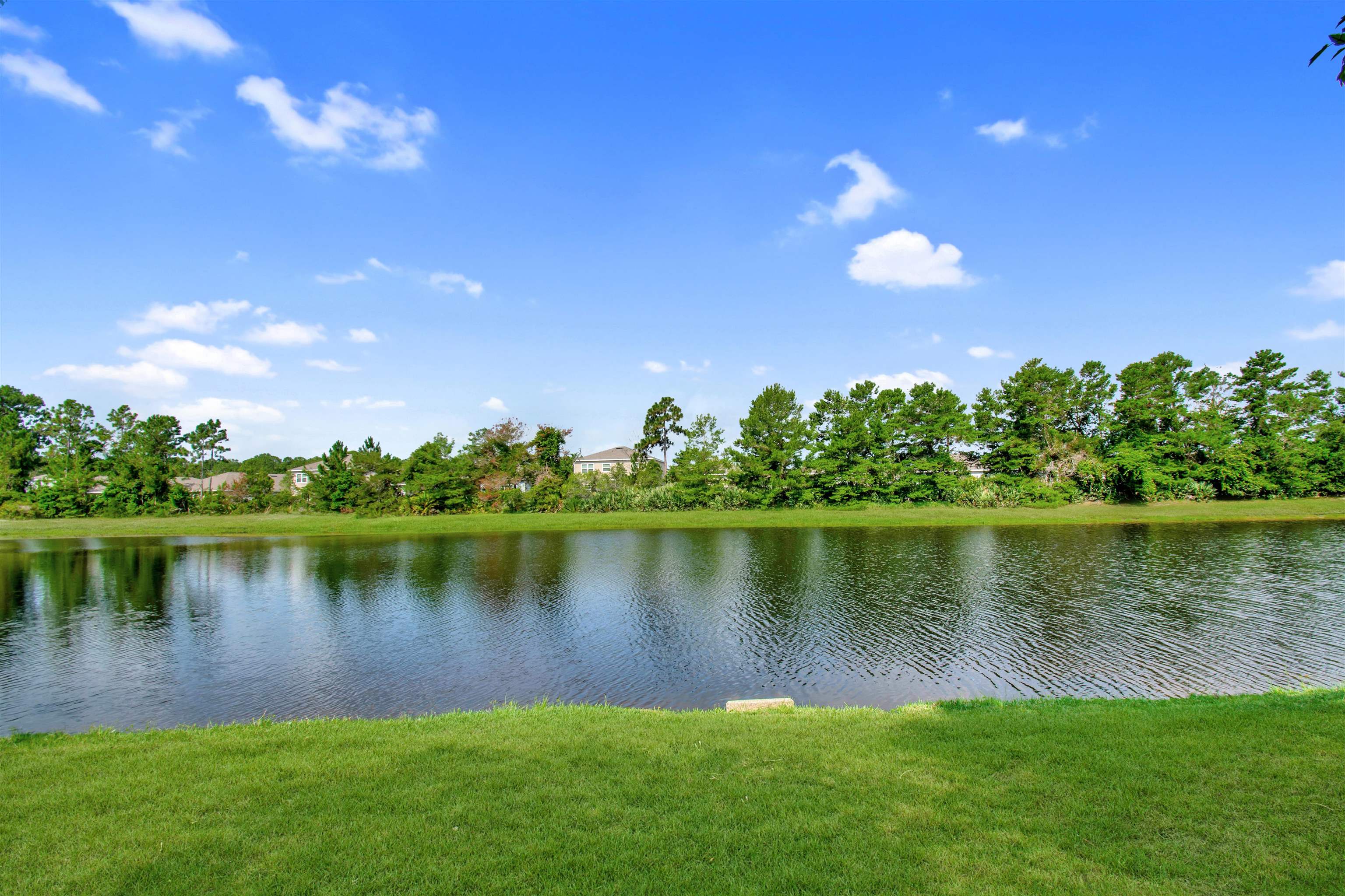 Image 27 of 31 For 136 Amistad Dr