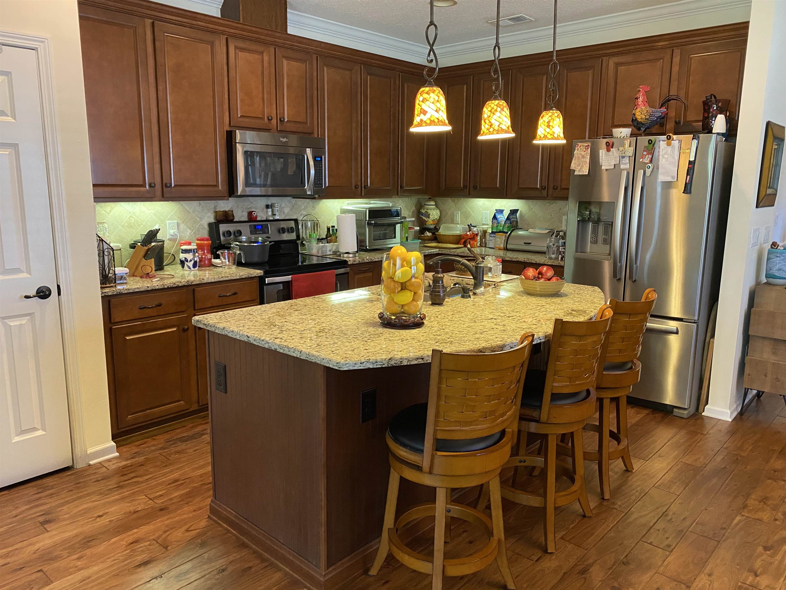 Image 7 of 31 For 136 Amistad Dr