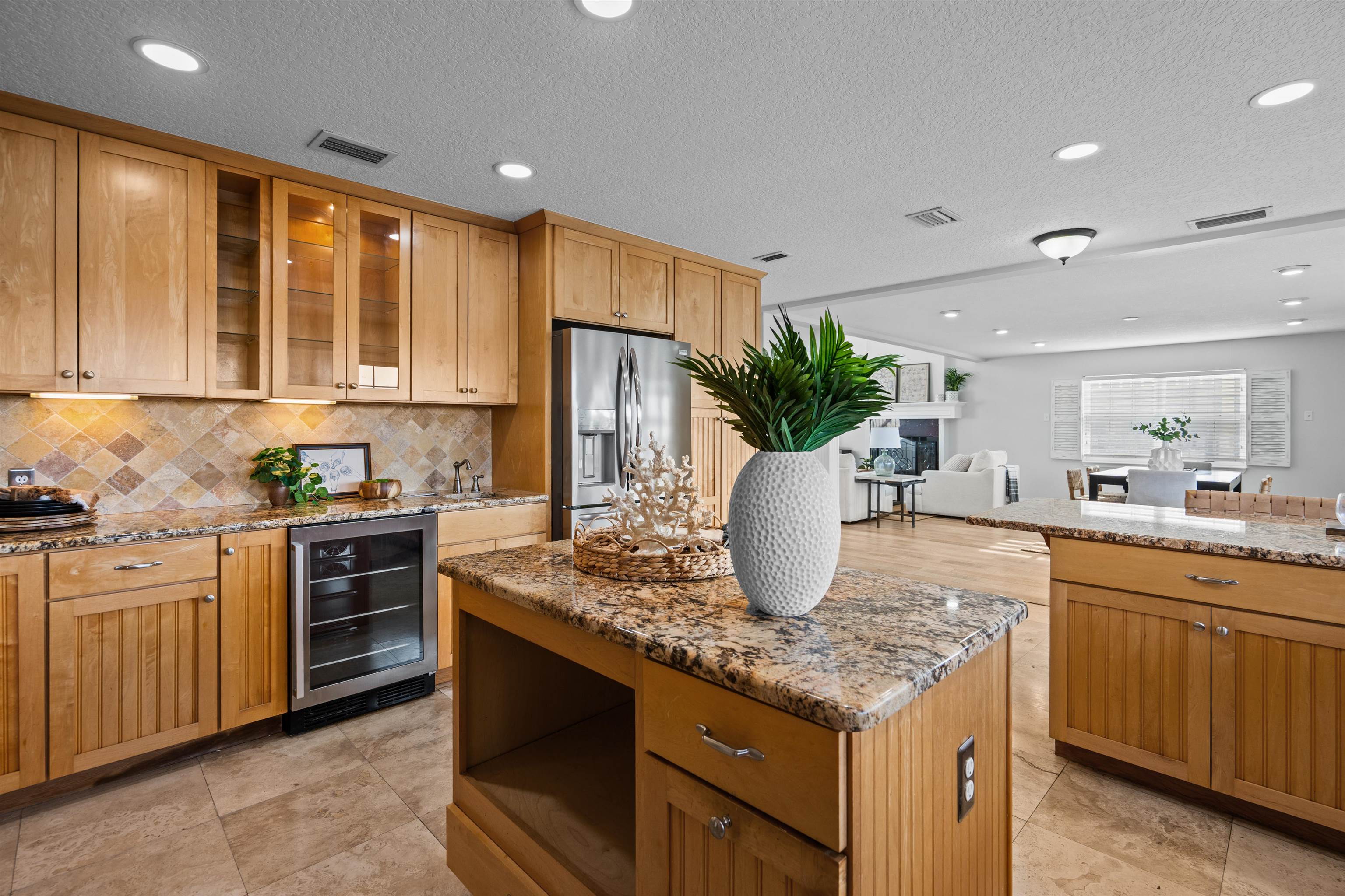 Image 24 of 72 For 9277 July Ln