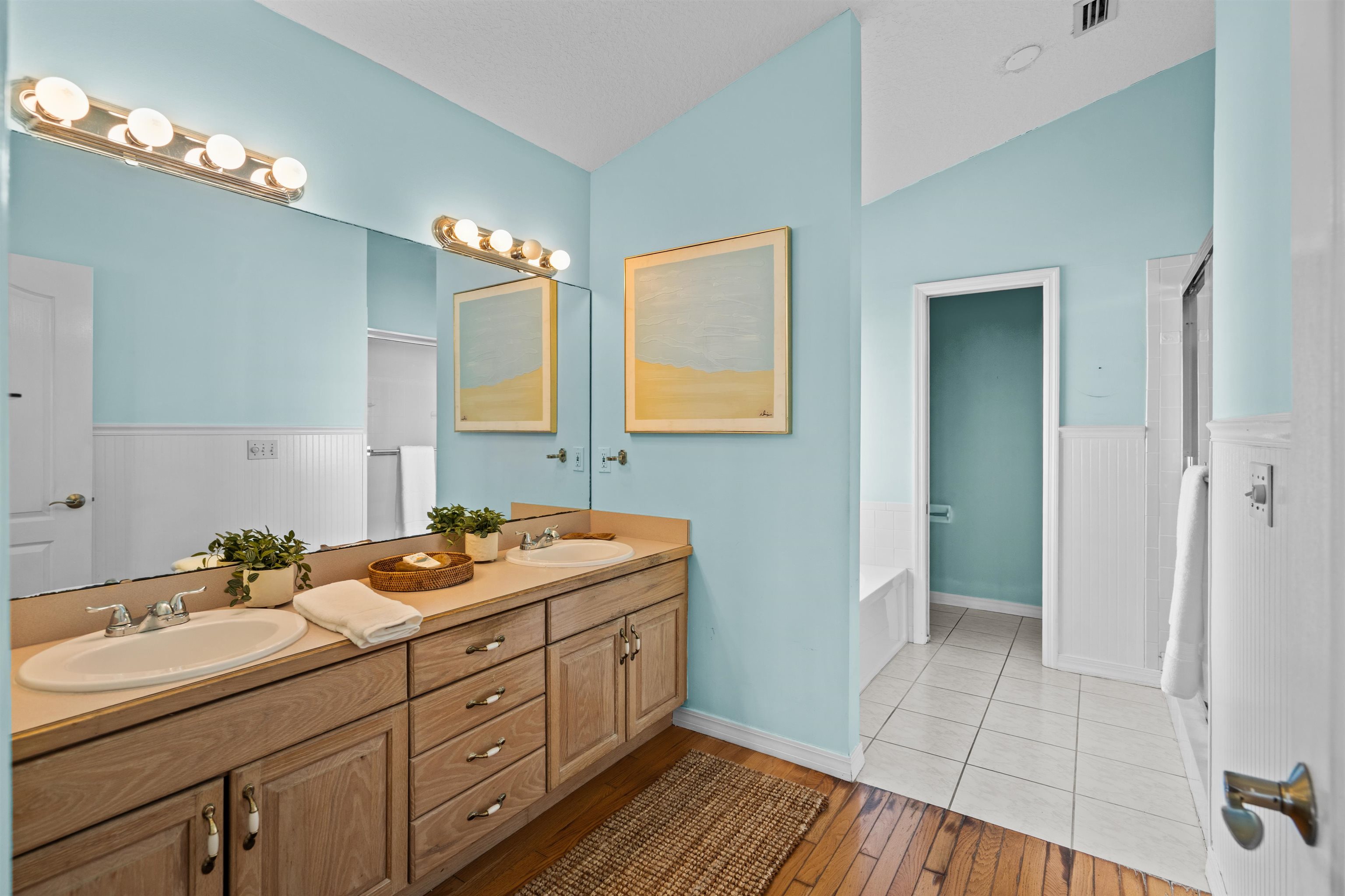 Image 36 of 72 For 9277 July Ln