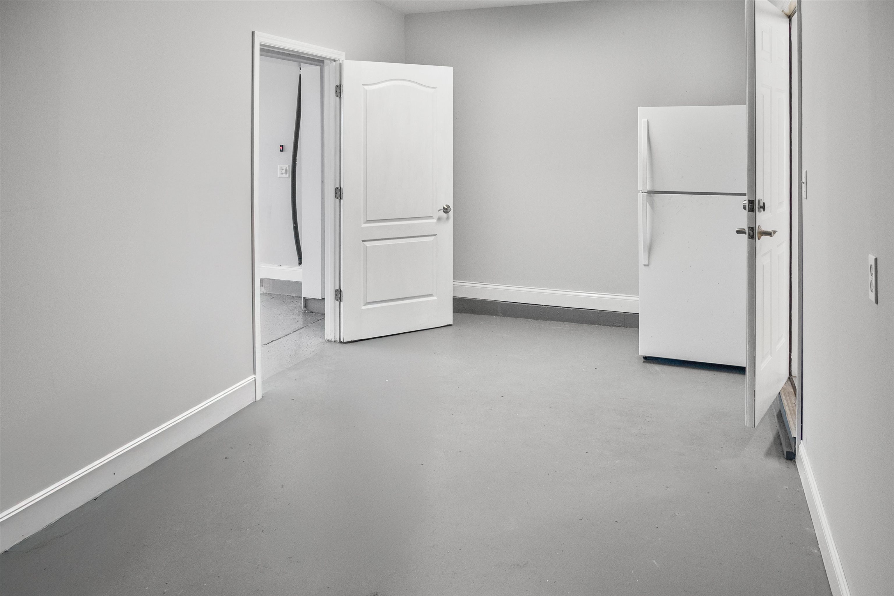 Image 47 of 72 For 9277 July Ln