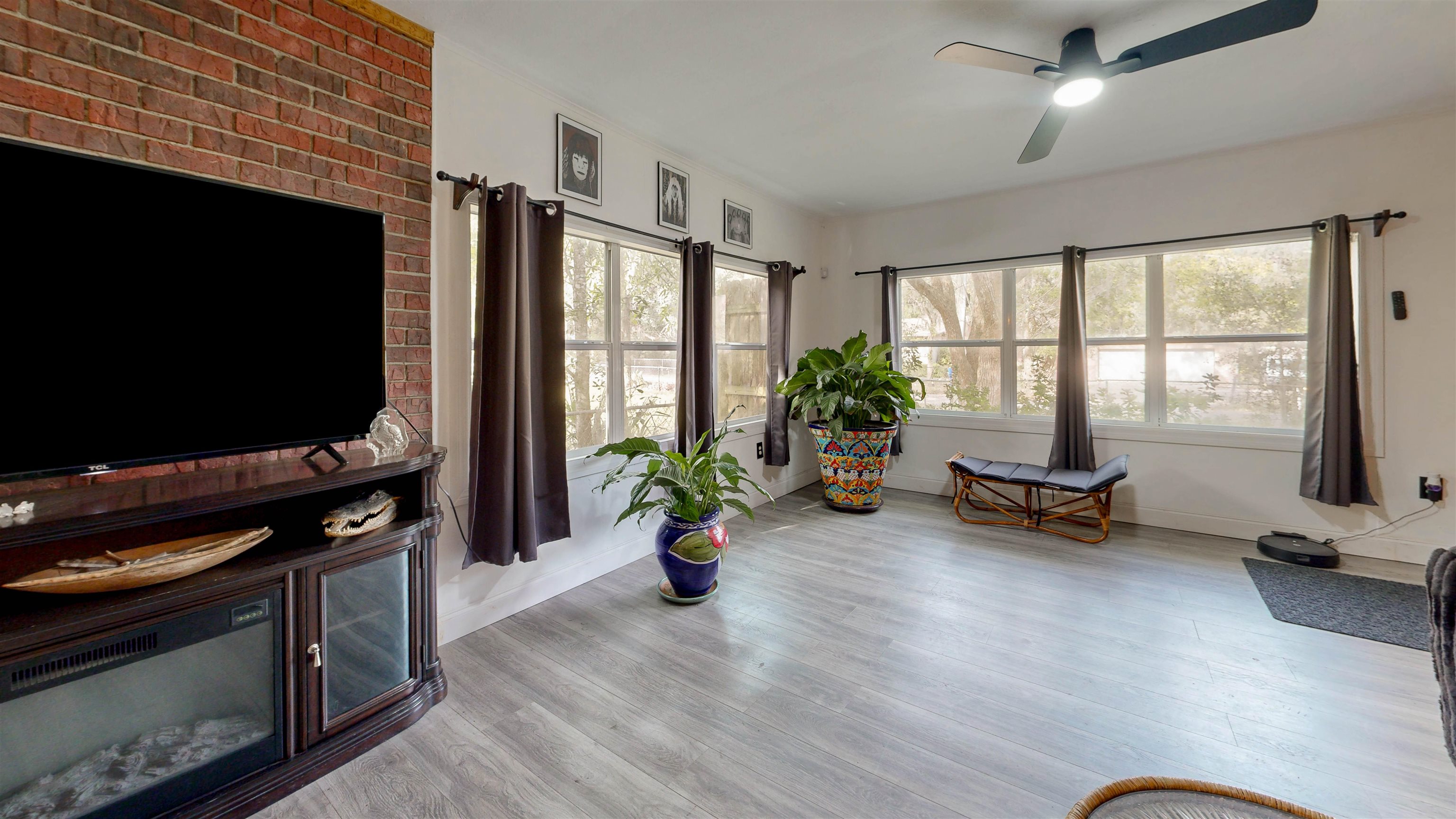 Image 10 of 38 For 349 Abbey Ave