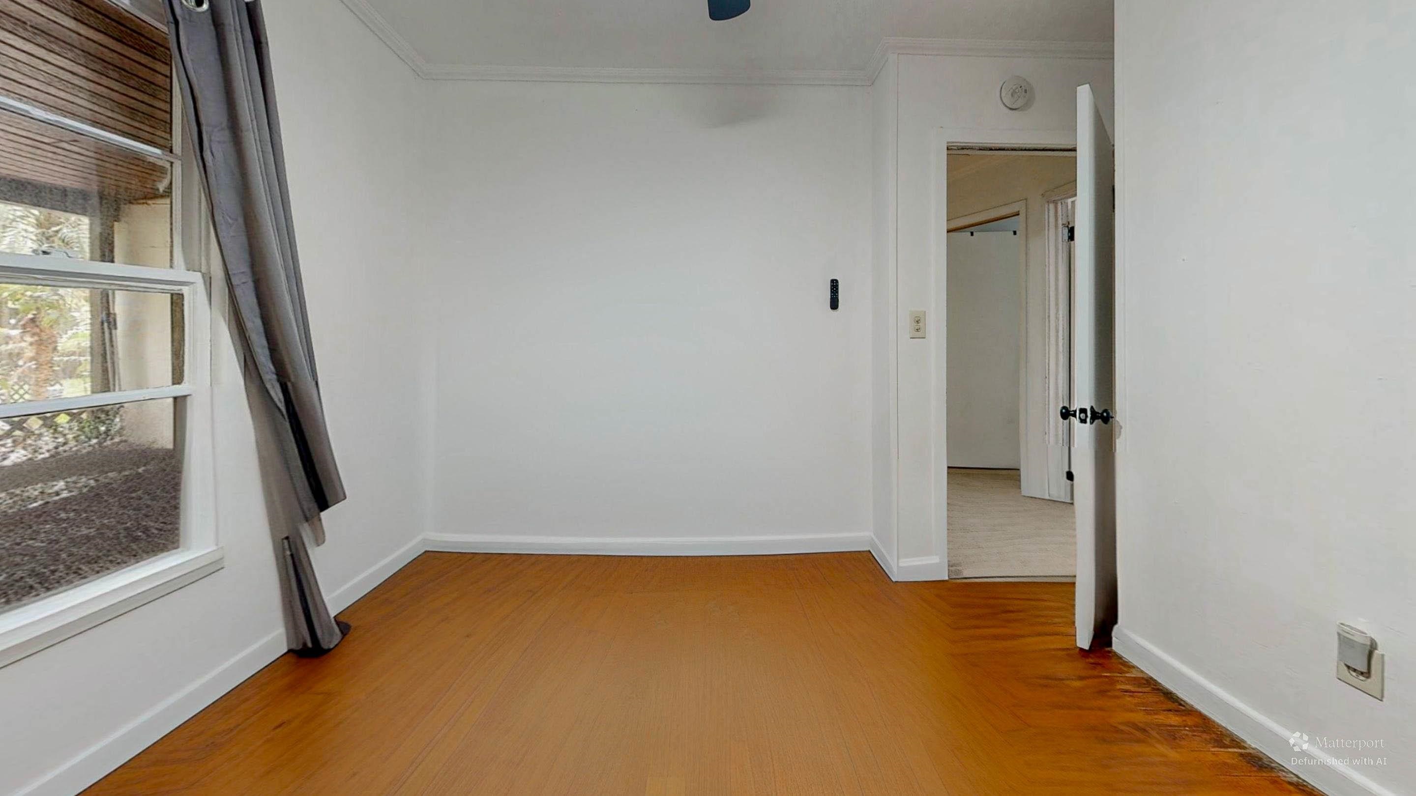 Image 25 of 38 For 349 Abbey Ave