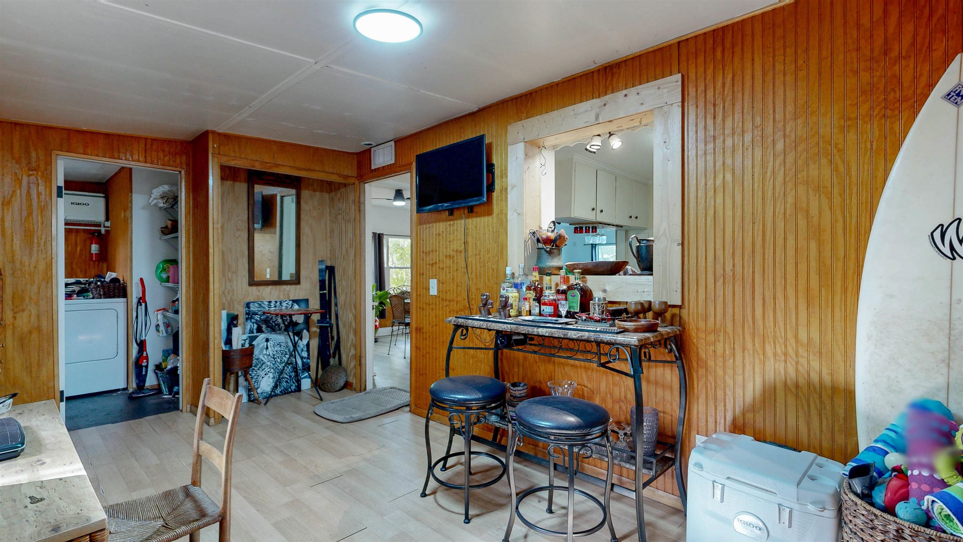 Image 28 of 38 For 349 Abbey Ave