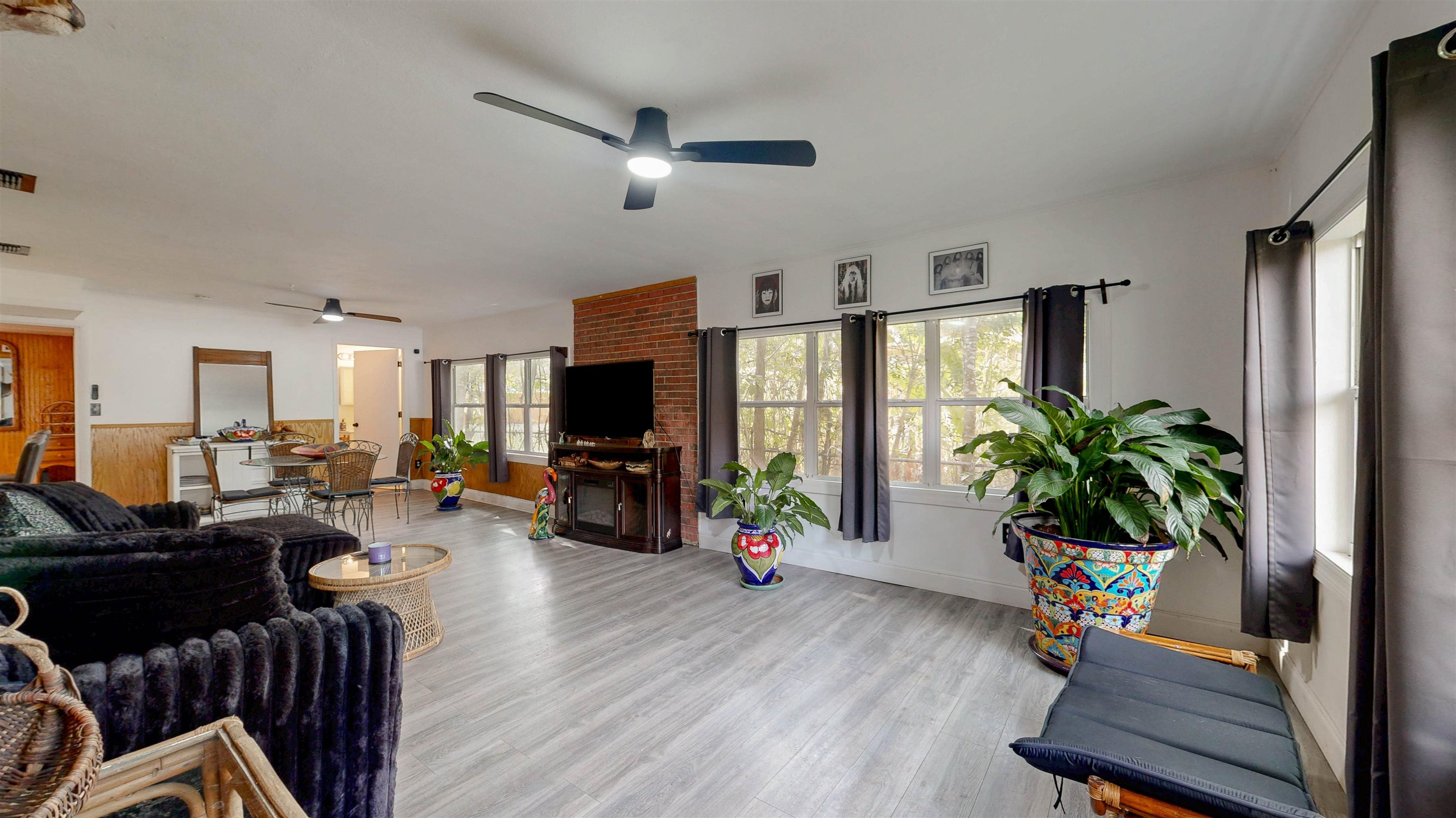 Image 7 of 38 For 349 Abbey Ave