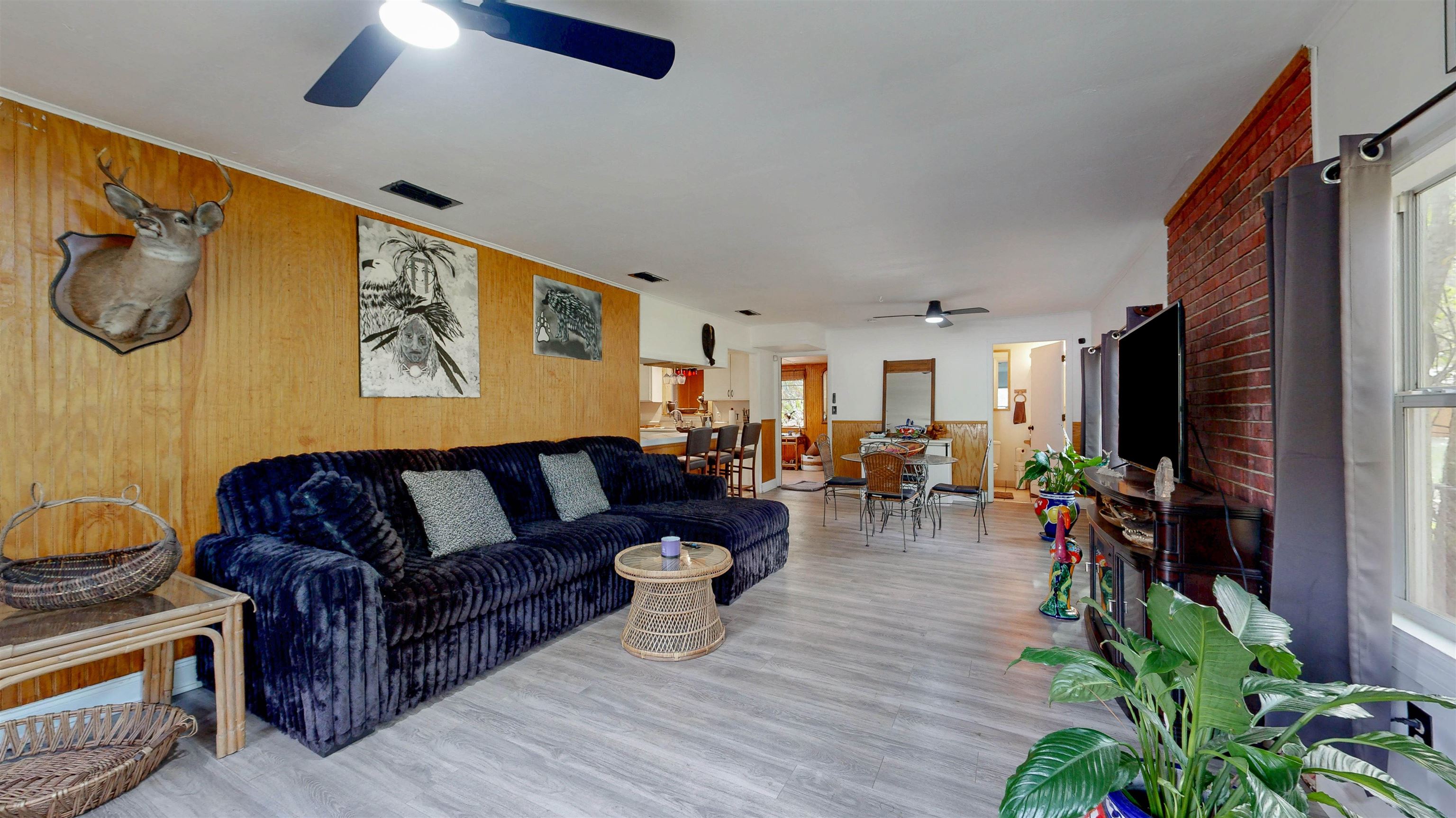 Image 9 of 38 For 349 Abbey Ave