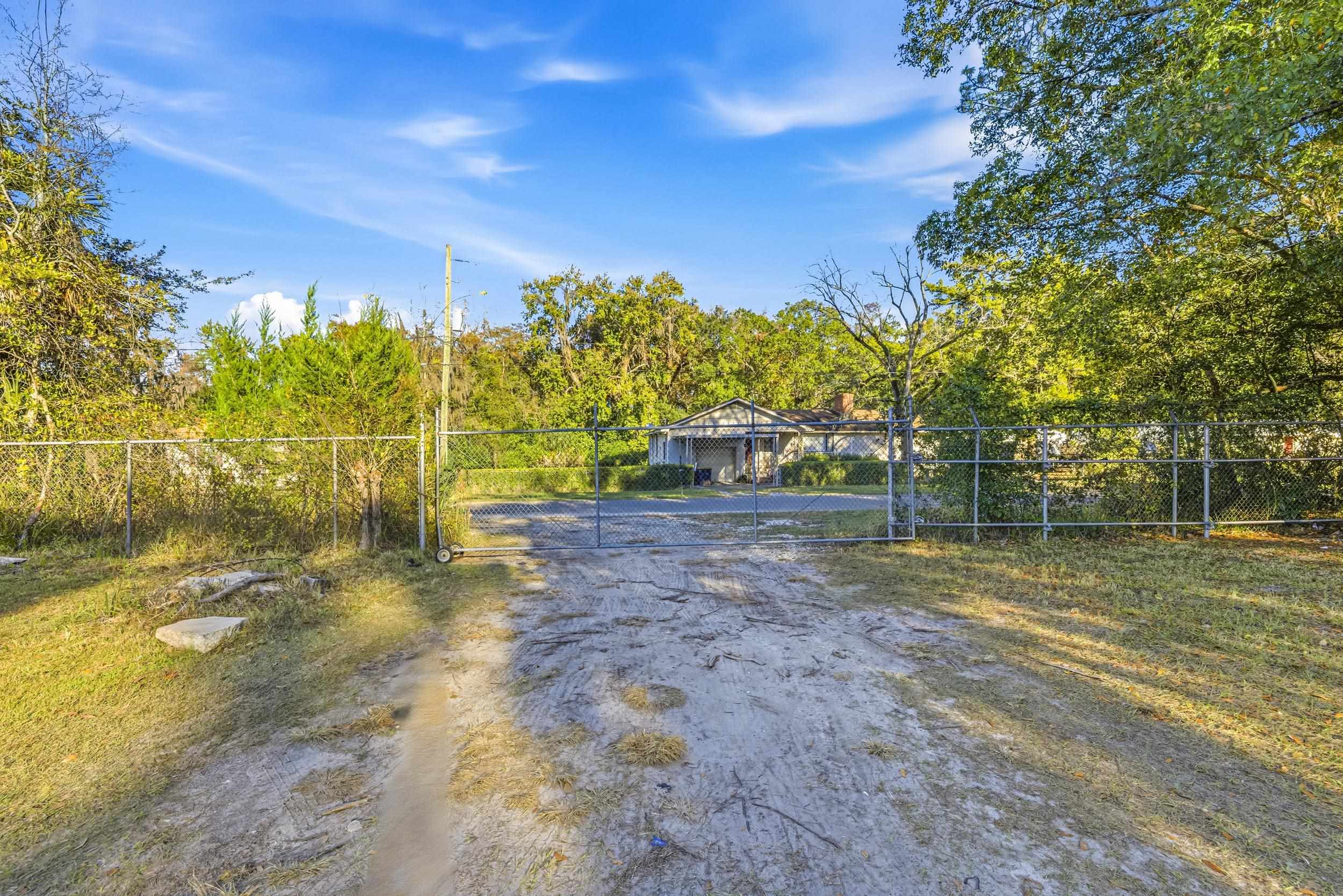 Image 5 of 9 For 0 Leslie Rd  