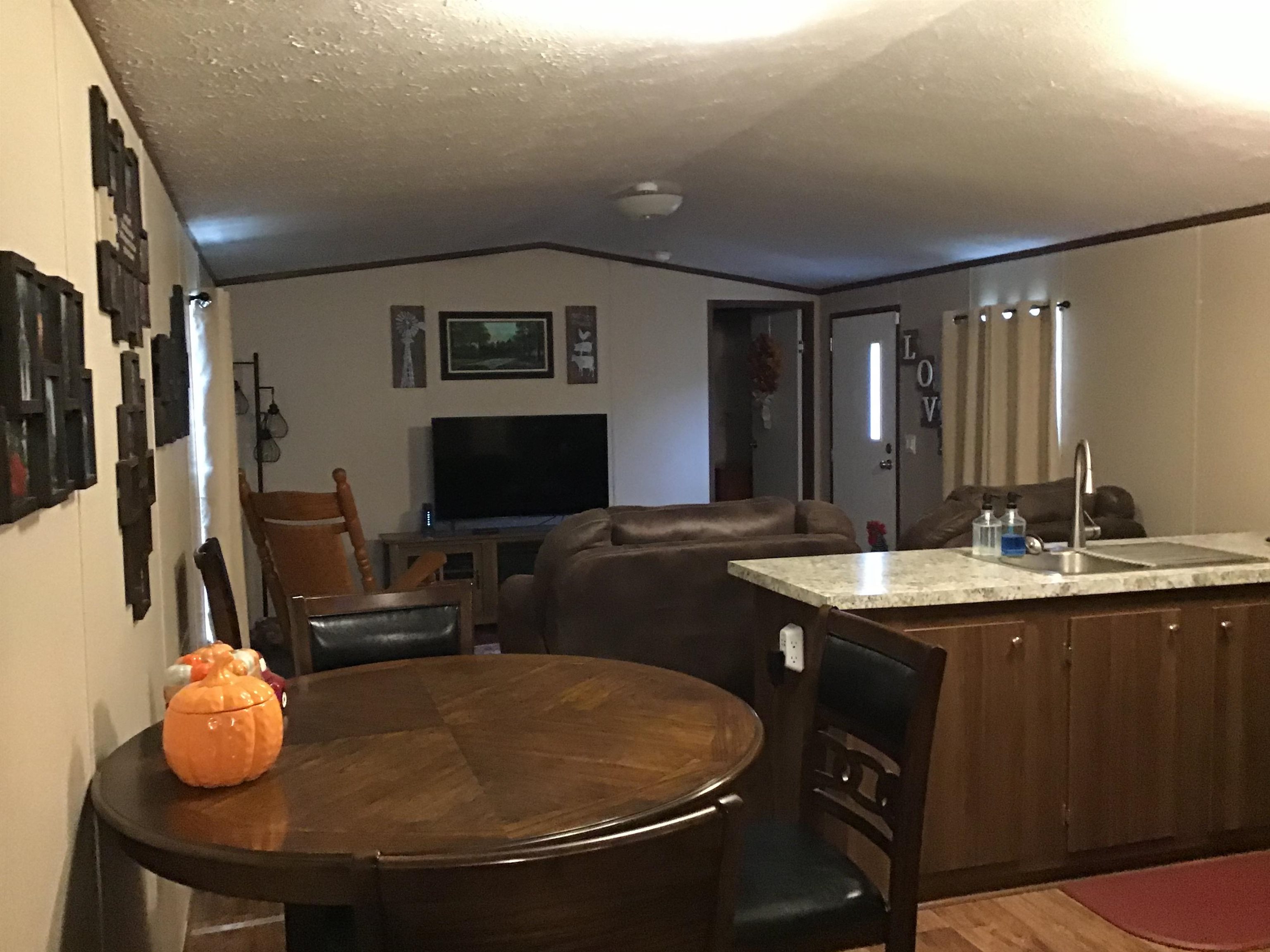 Image 10 of 21 For 10575 Allison Ave