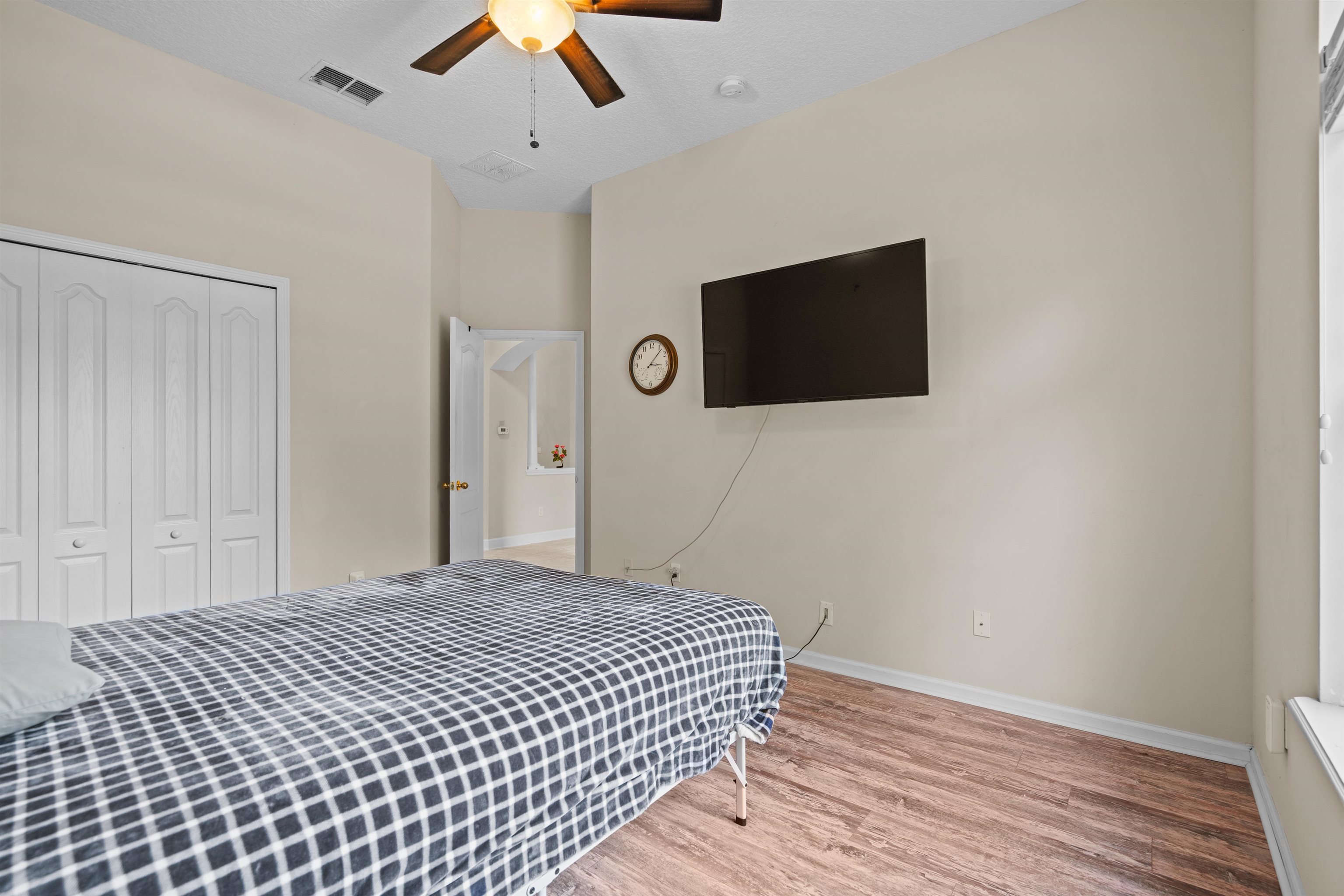 Image 11 of 60 For 709 Toria Ln