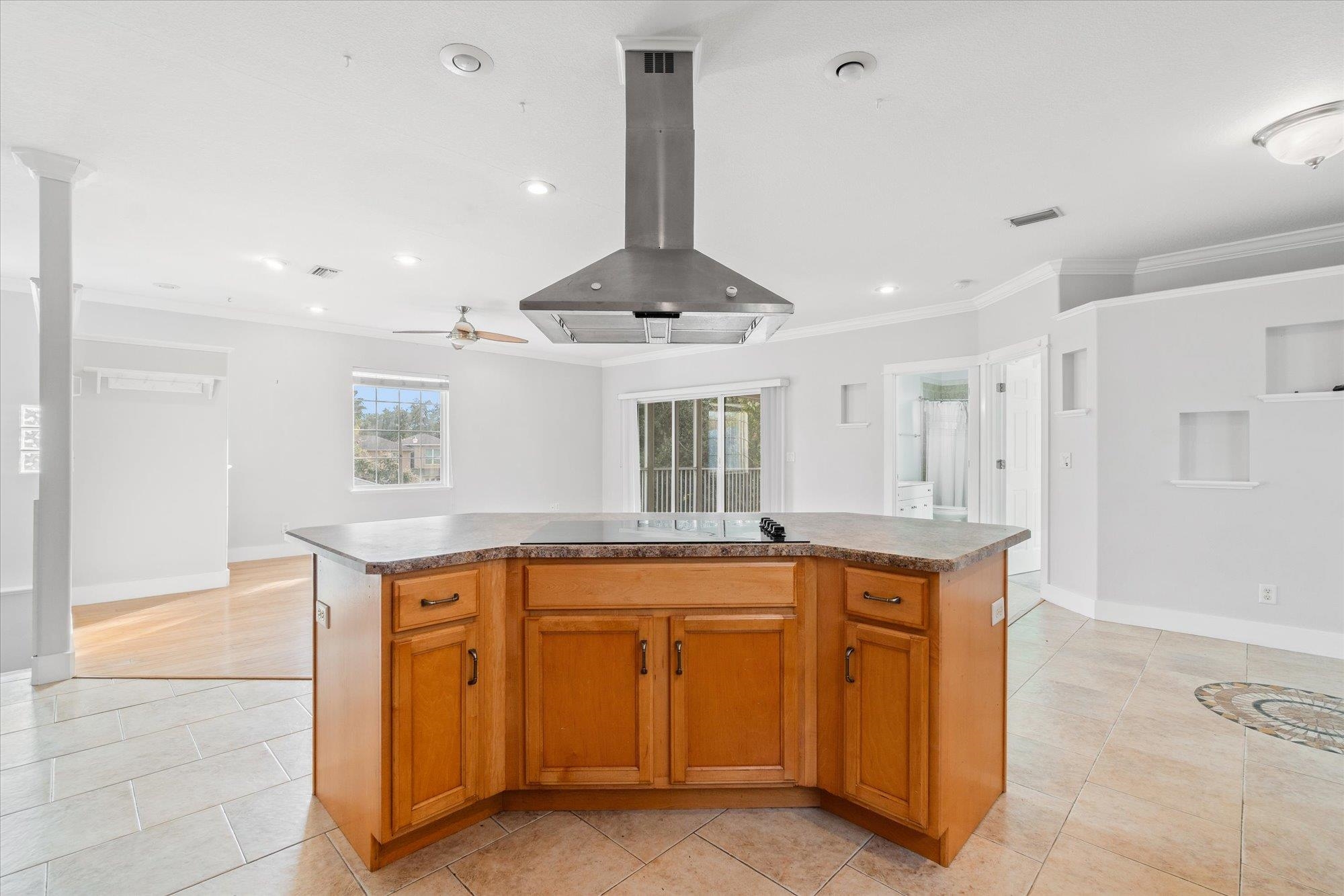 Image 13 of 45 For 505 F Street