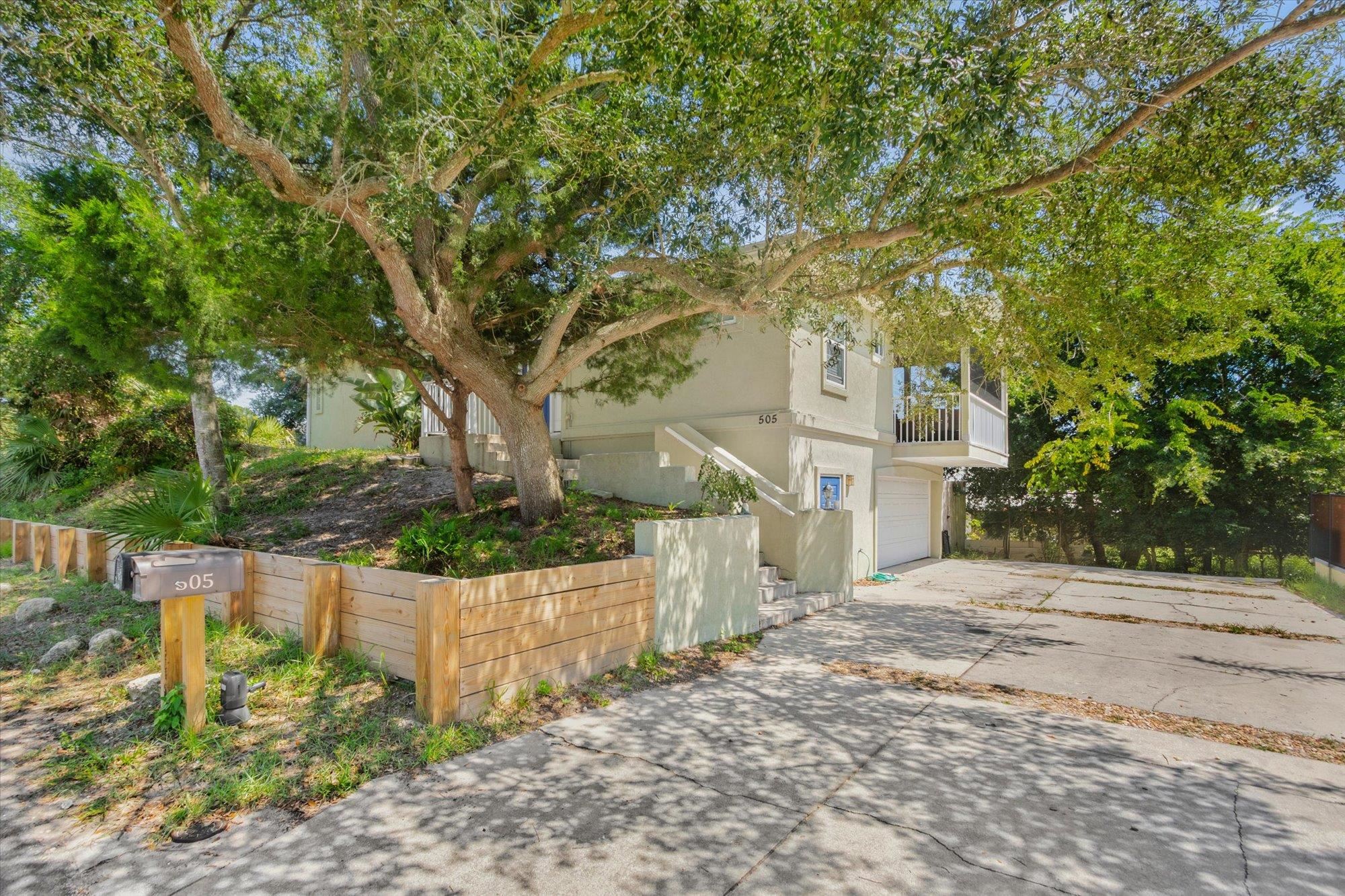 Image 37 of 45 For 505 F Street