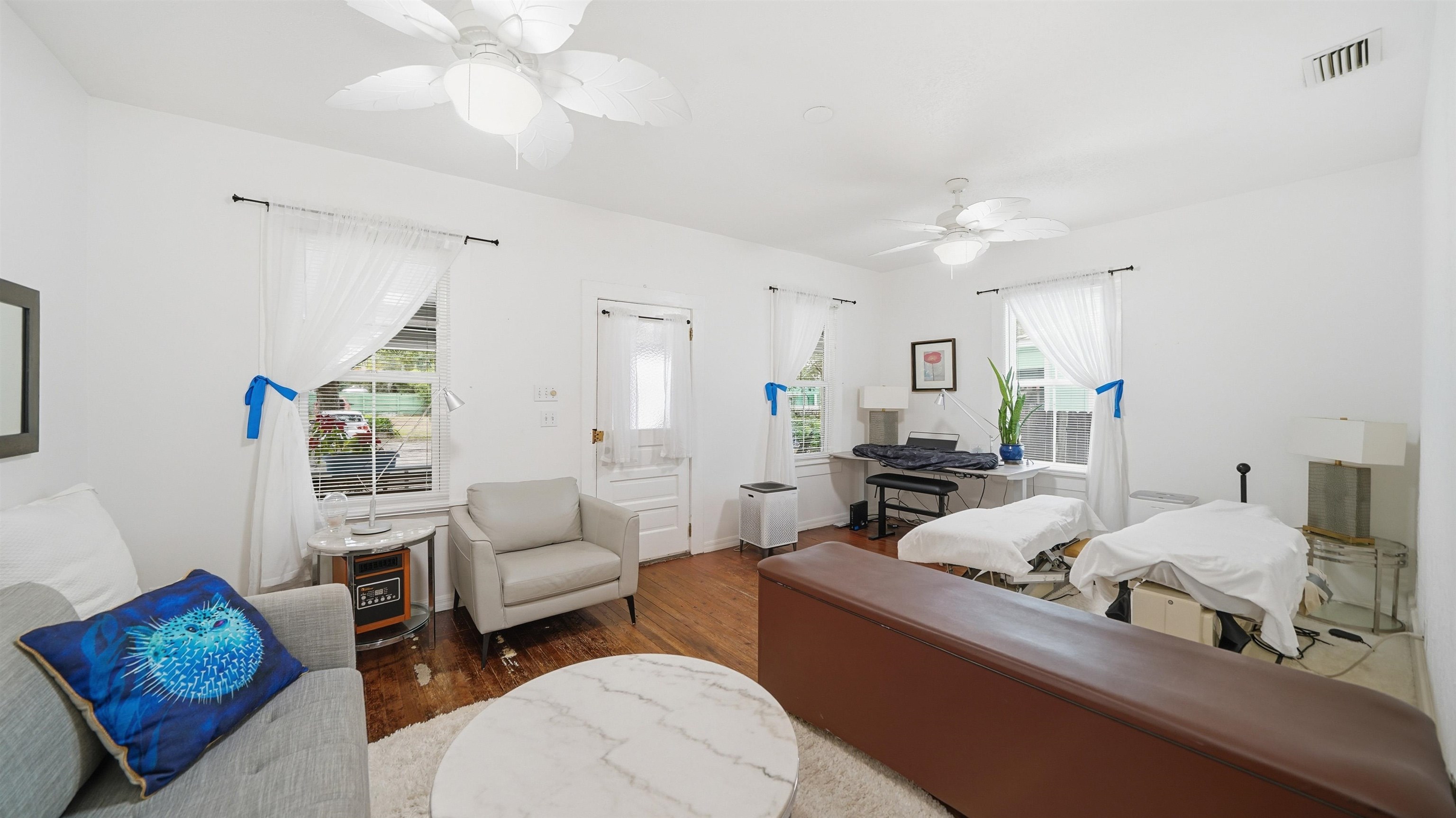 Image 12 of 48 For 15 Davis St  