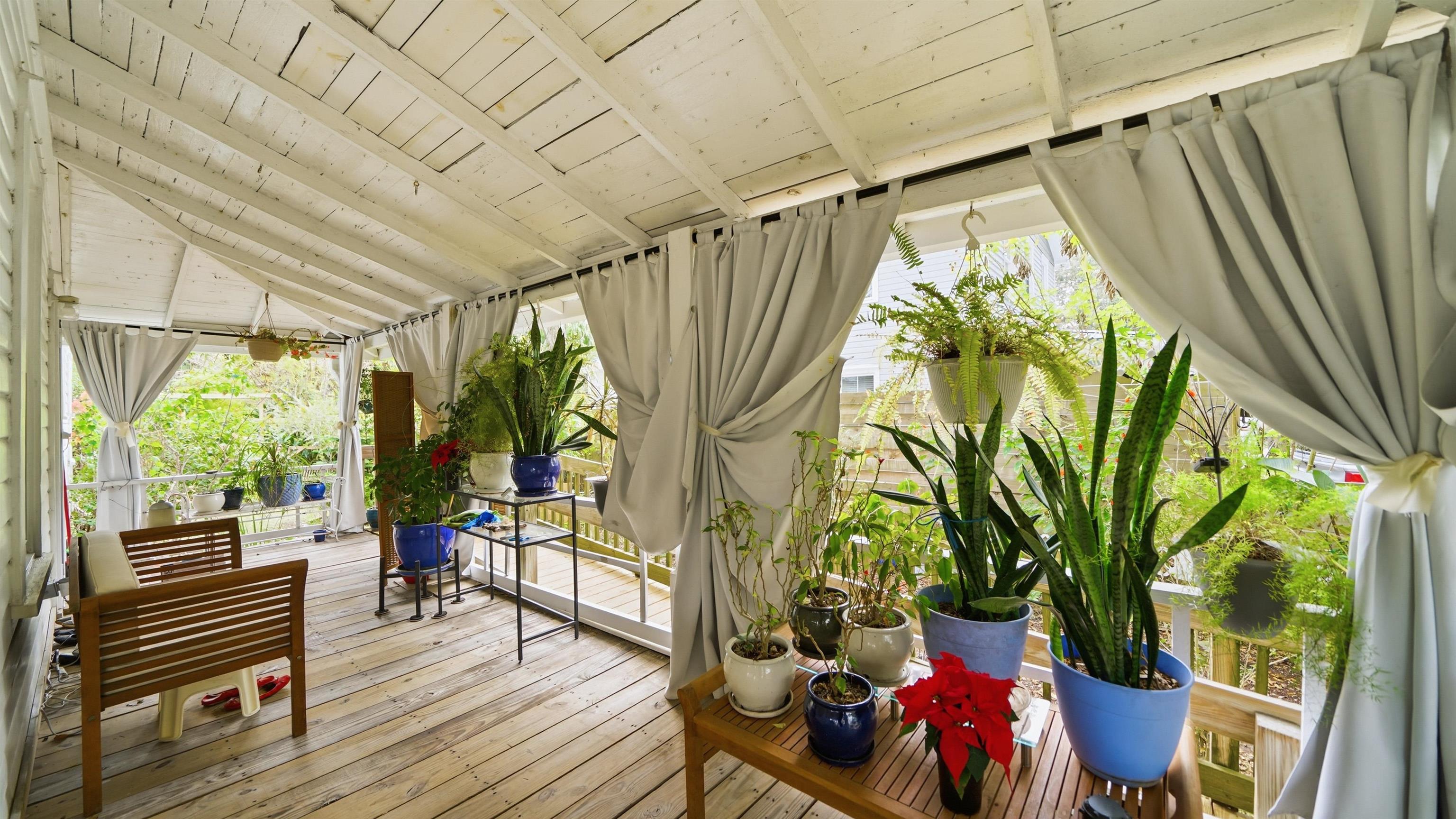 Image 29 of 48 For 15 Davis St  