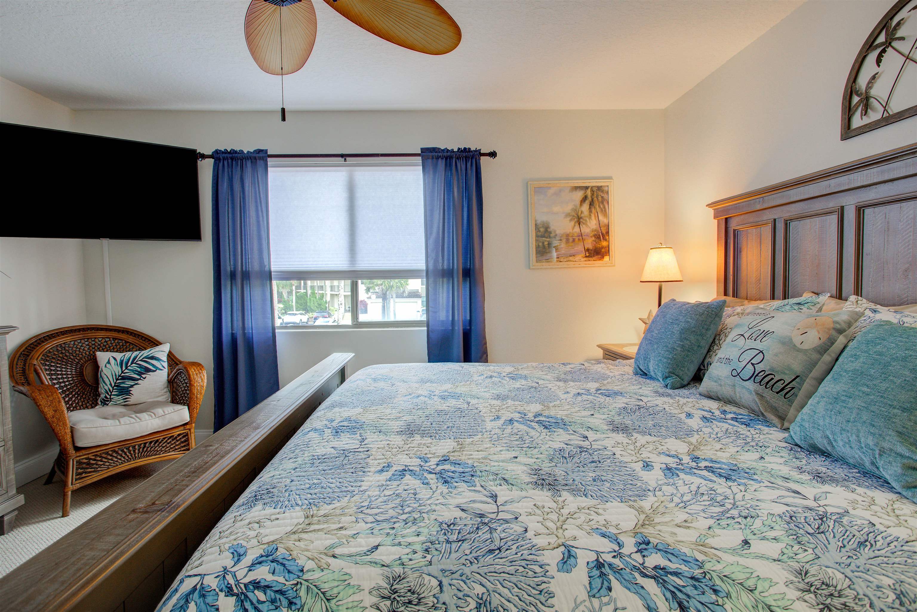 Image 23 of 51 For 48 Village Del Lago Cir  48