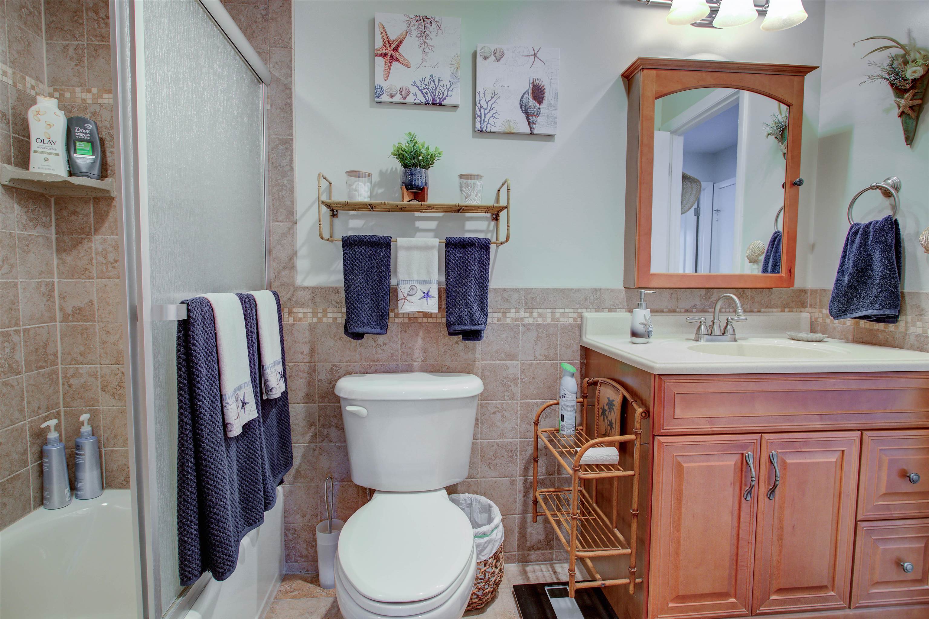 Image 30 of 51 For 48 Village Del Lago Cir  48