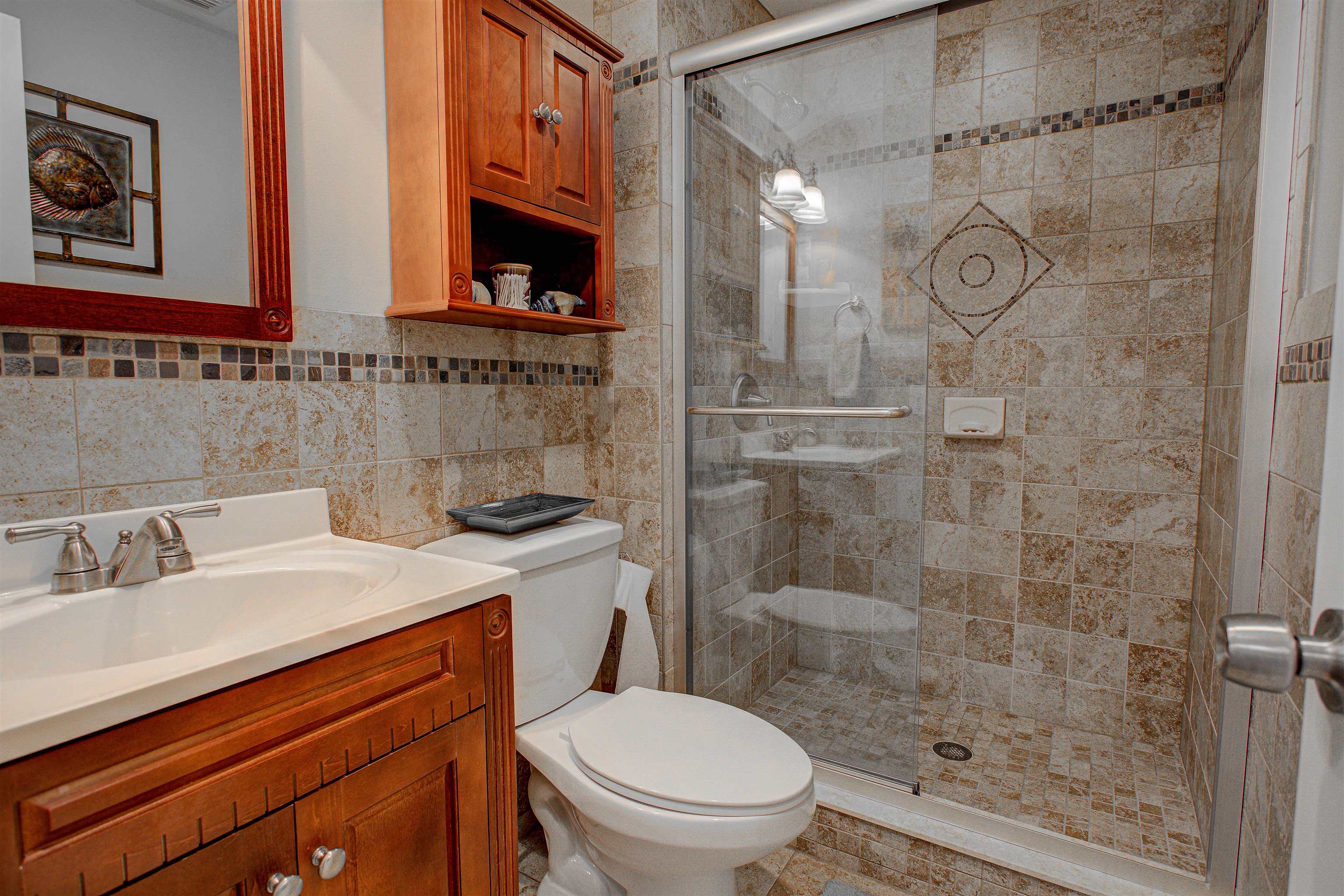 Image 33 of 51 For 48 Village Del Lago Cir  48