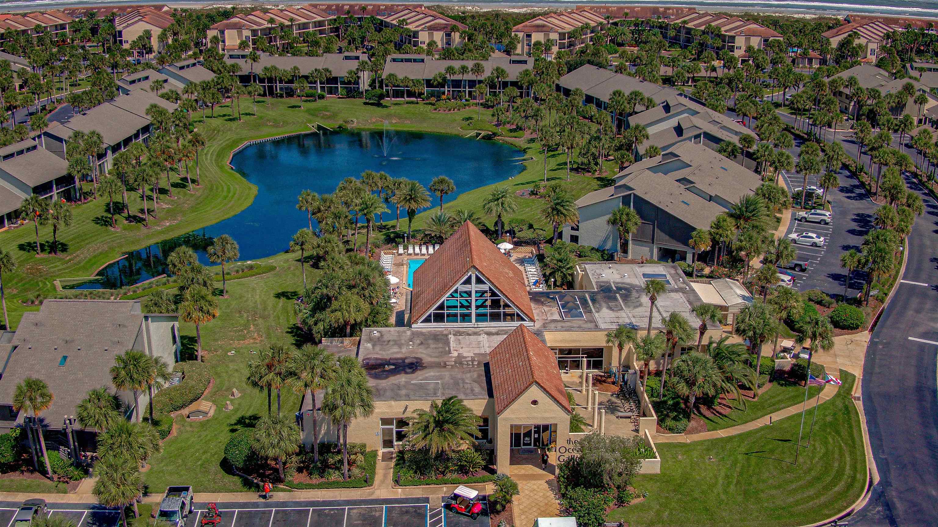 Image 38 of 51 For 48 Village Del Lago Cir  48