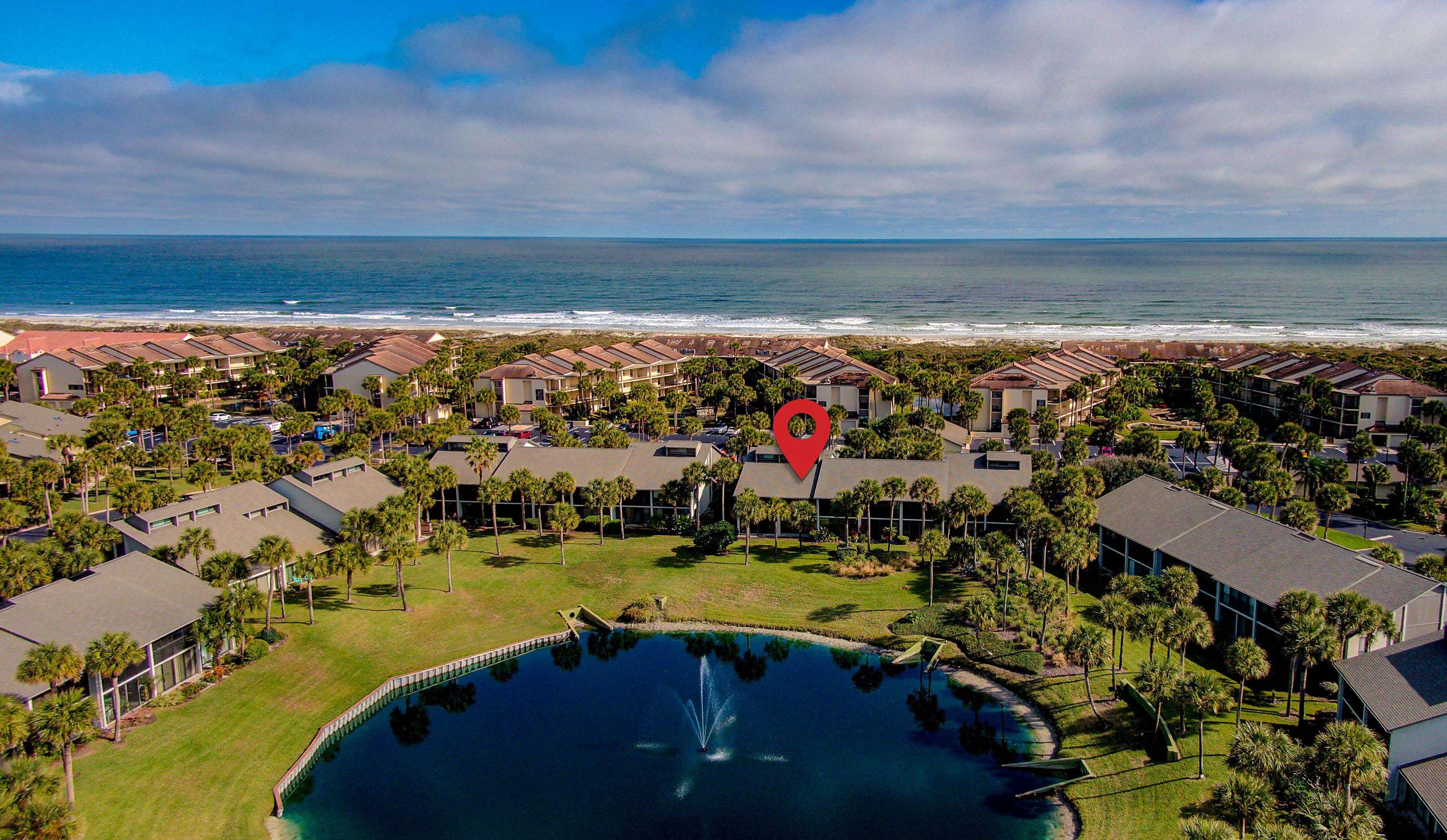 Image 40 of 51 For 48 Village Del Lago Cir  48