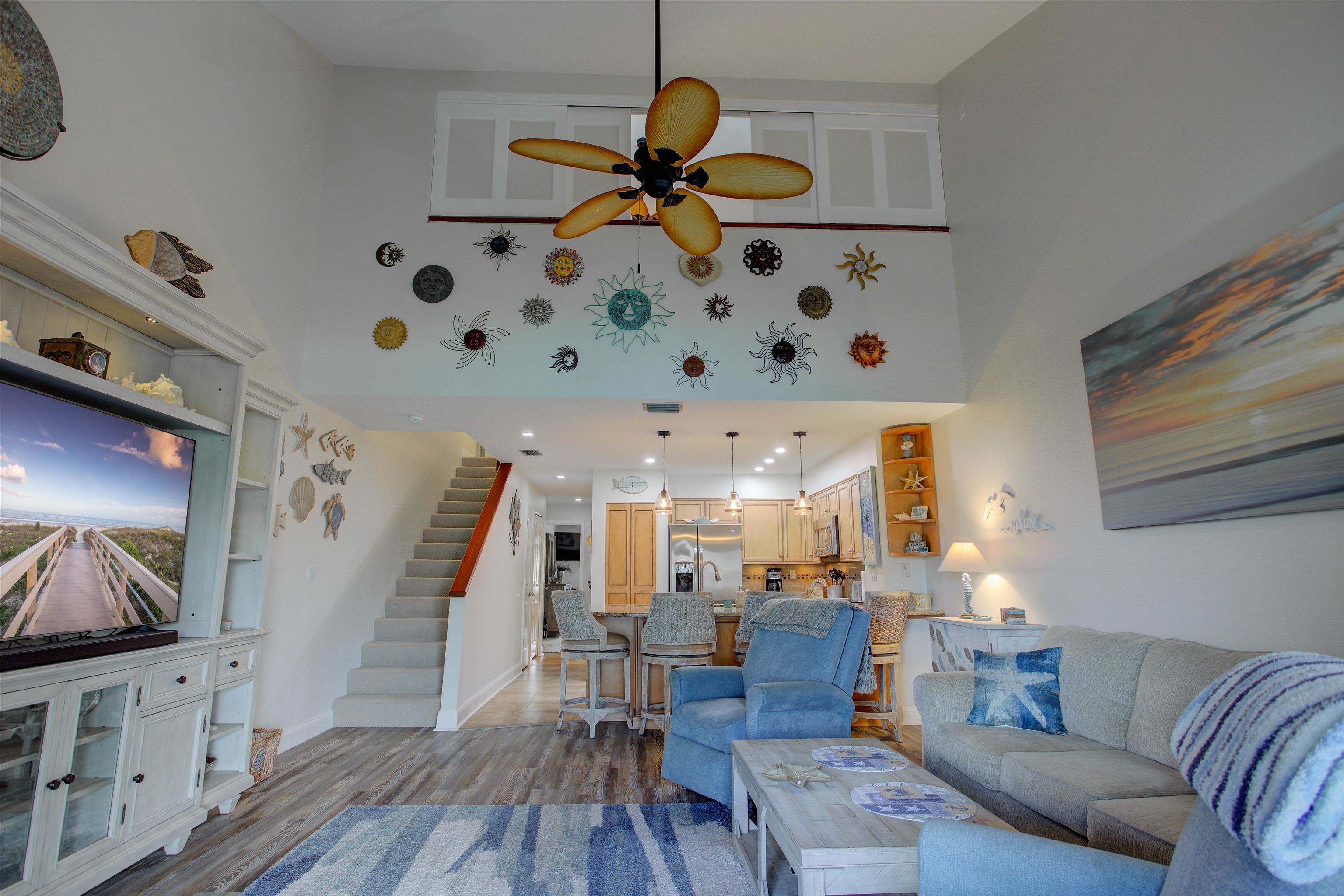 Image 8 of 51 For 48 Village Del Lago Cir  48