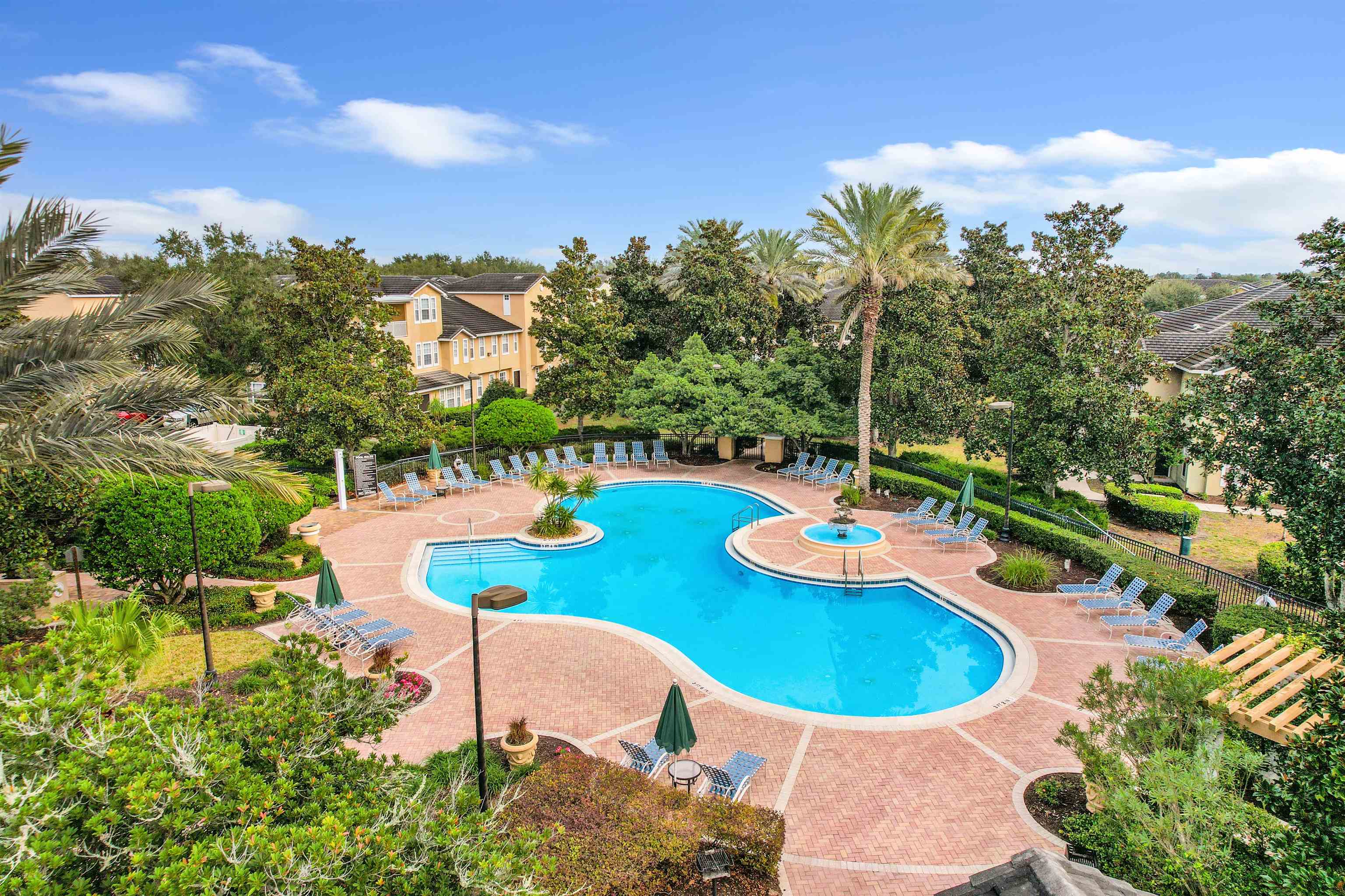 Image 30 of 34 For 10075 Gate Pkwy  203