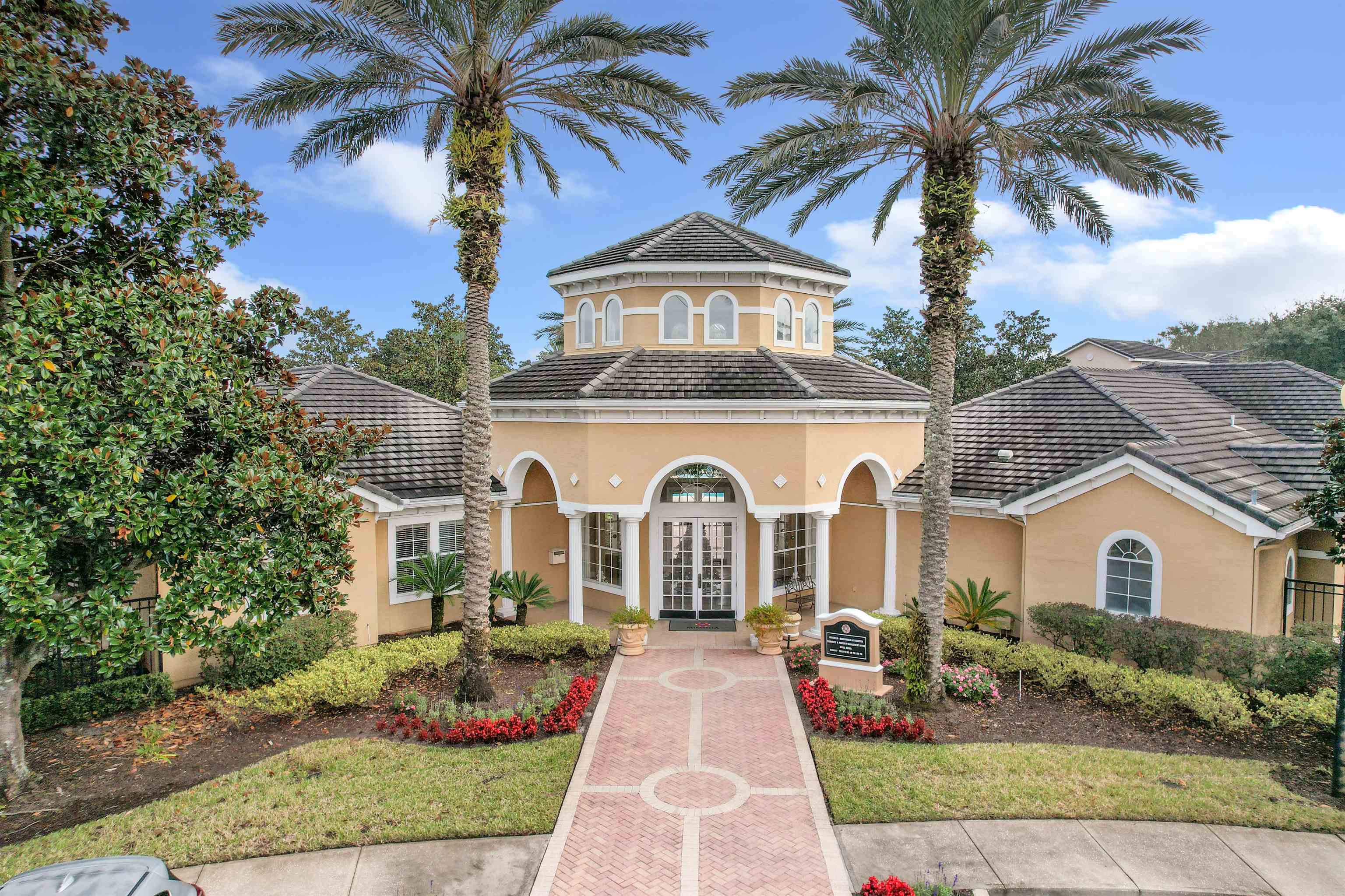 Image 31 of 34 For 10075 Gate Pkwy  203