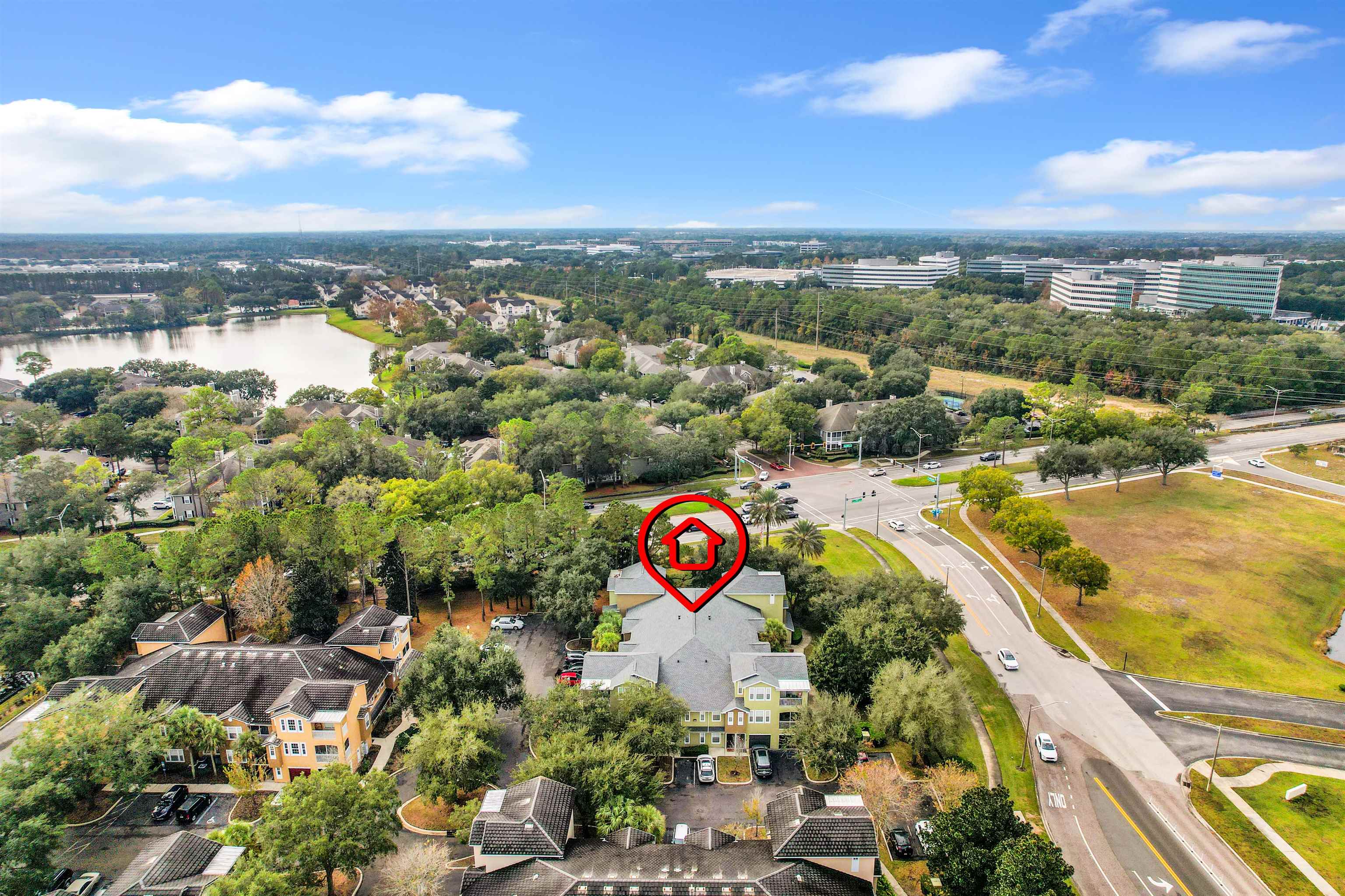 Image 5 of 34 For 10075 Gate Pkwy  203