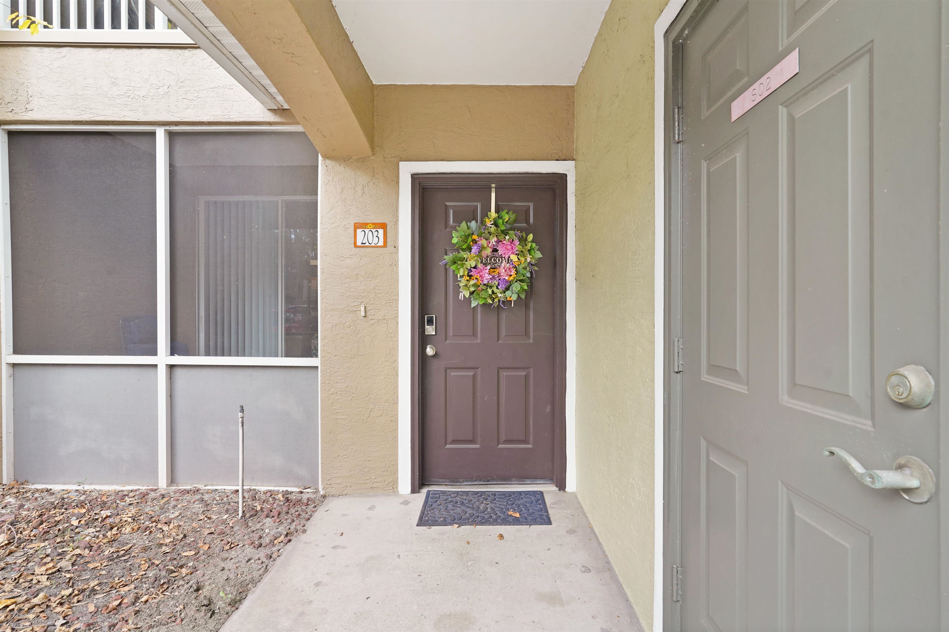 Image 7 of 34 For 10075 Gate Pkwy  203