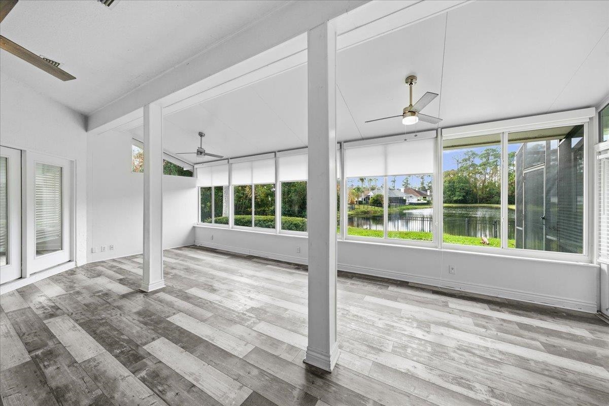 Image 45 of 68 For 605 Timber Pond Dr