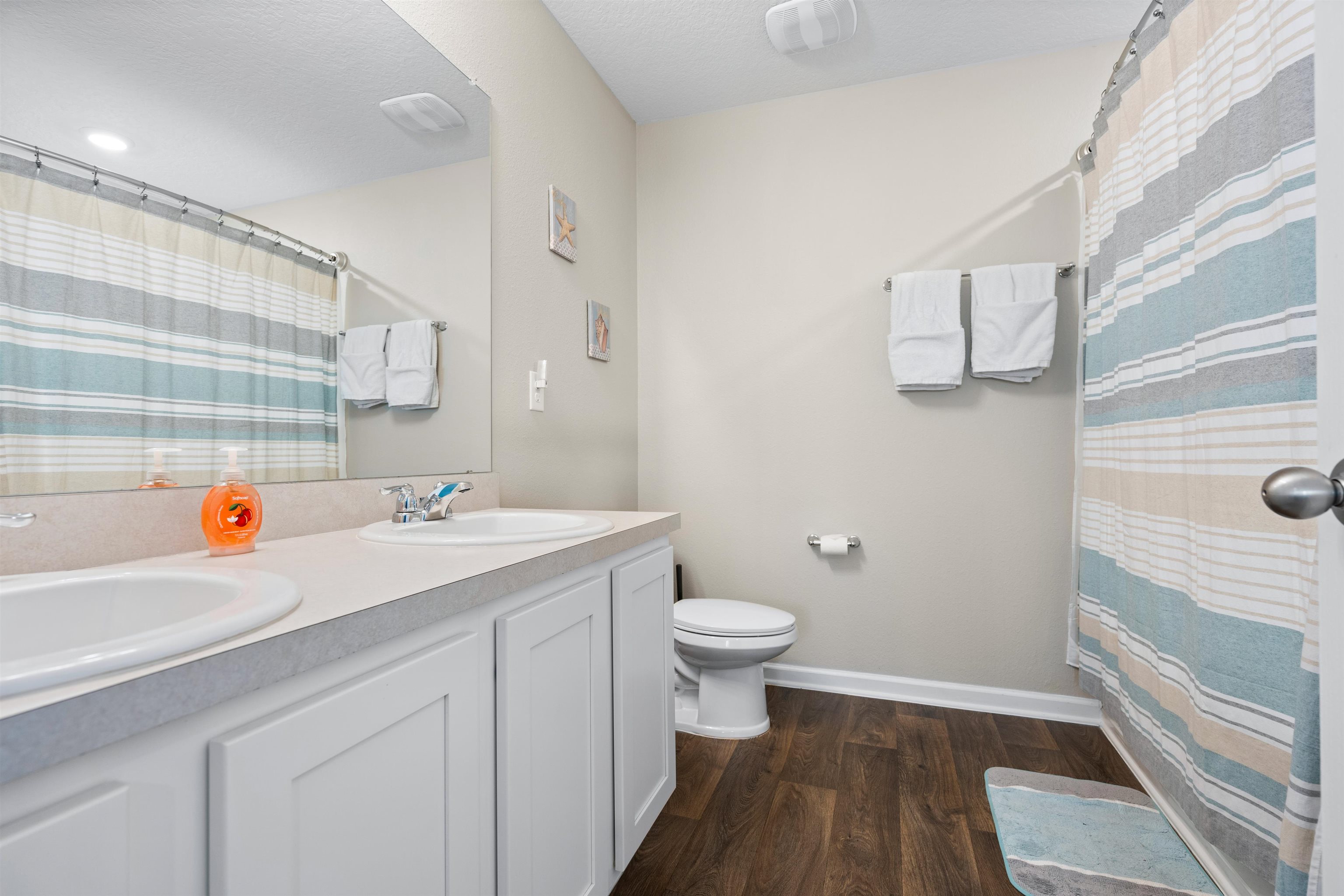 Image 18 of 26 For 408 Falcon Ridge Road