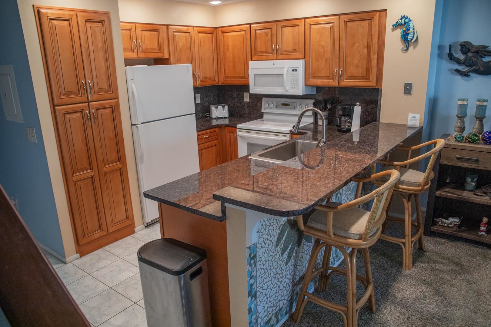 Image 14 of 47 For 17 Village Del Prado Cir