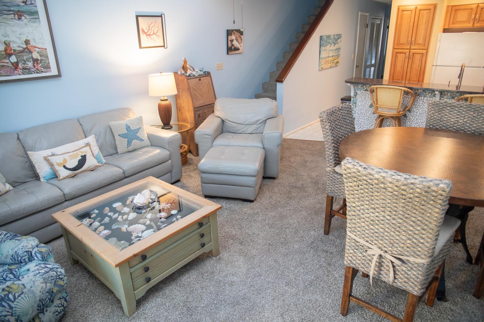 Image 18 of 47 For 17 Village Del Prado Cir