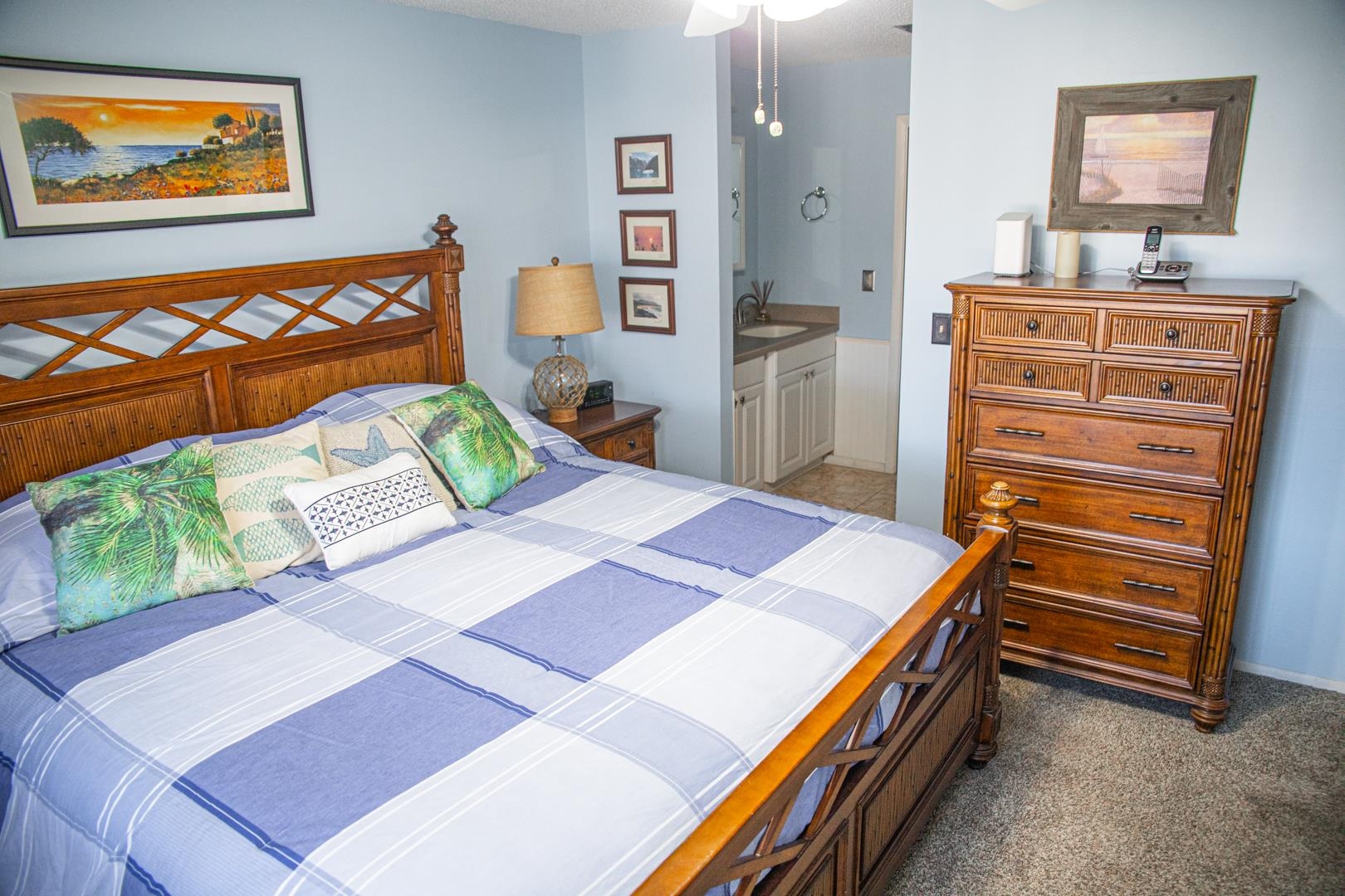 Image 20 of 47 For 17 Village Del Prado Cir