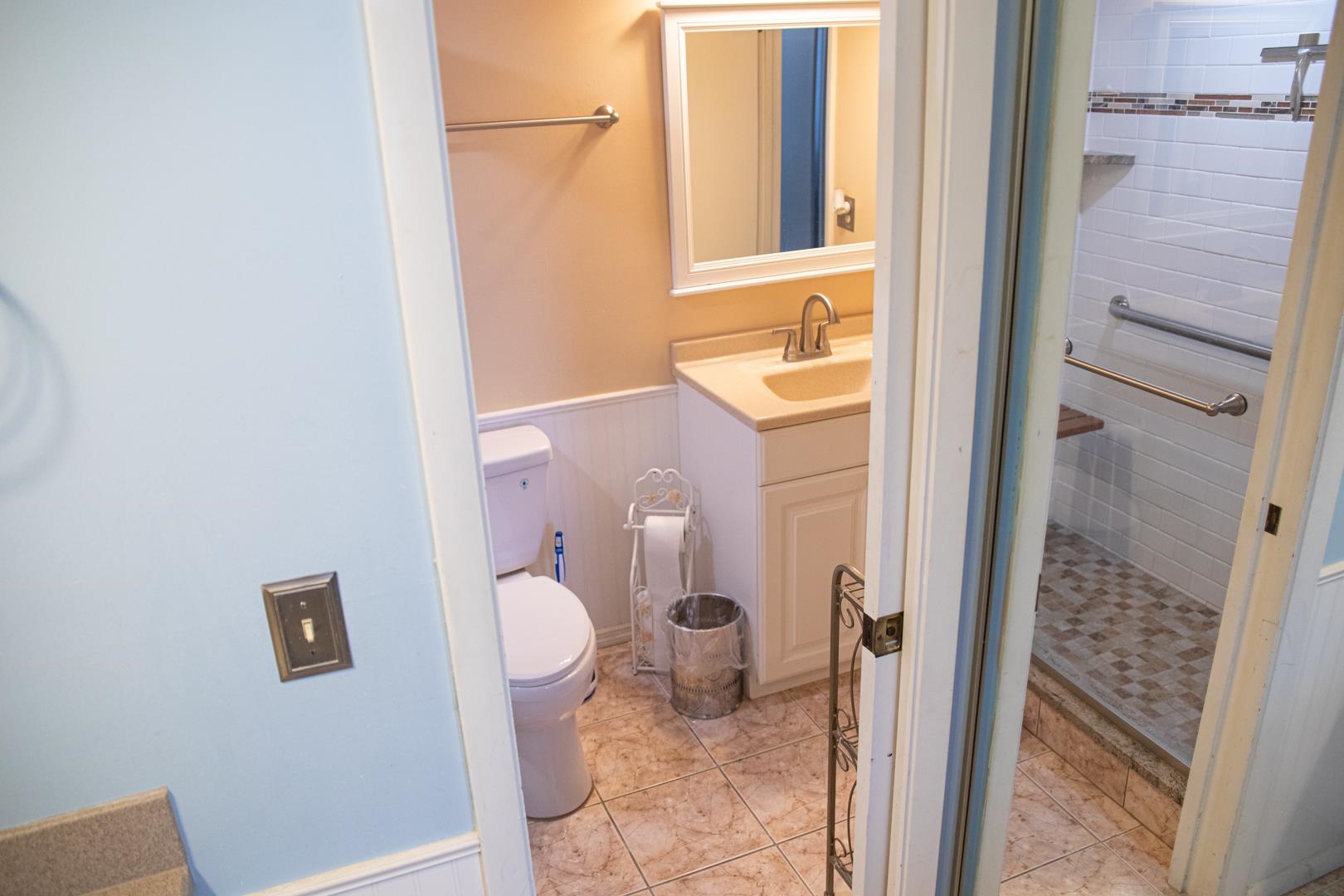 Image 23 of 47 For 17 Village Del Prado Cir